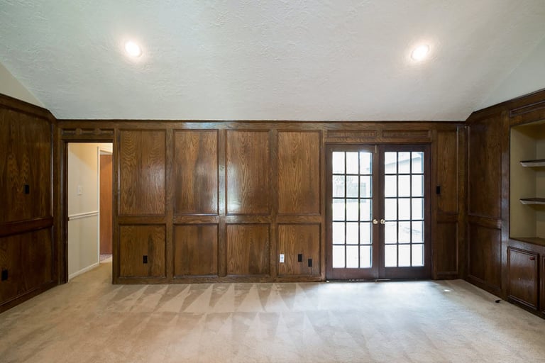 Photo 15 of 35 - 15014 Penn Hills Ln, Houston, TX 77062