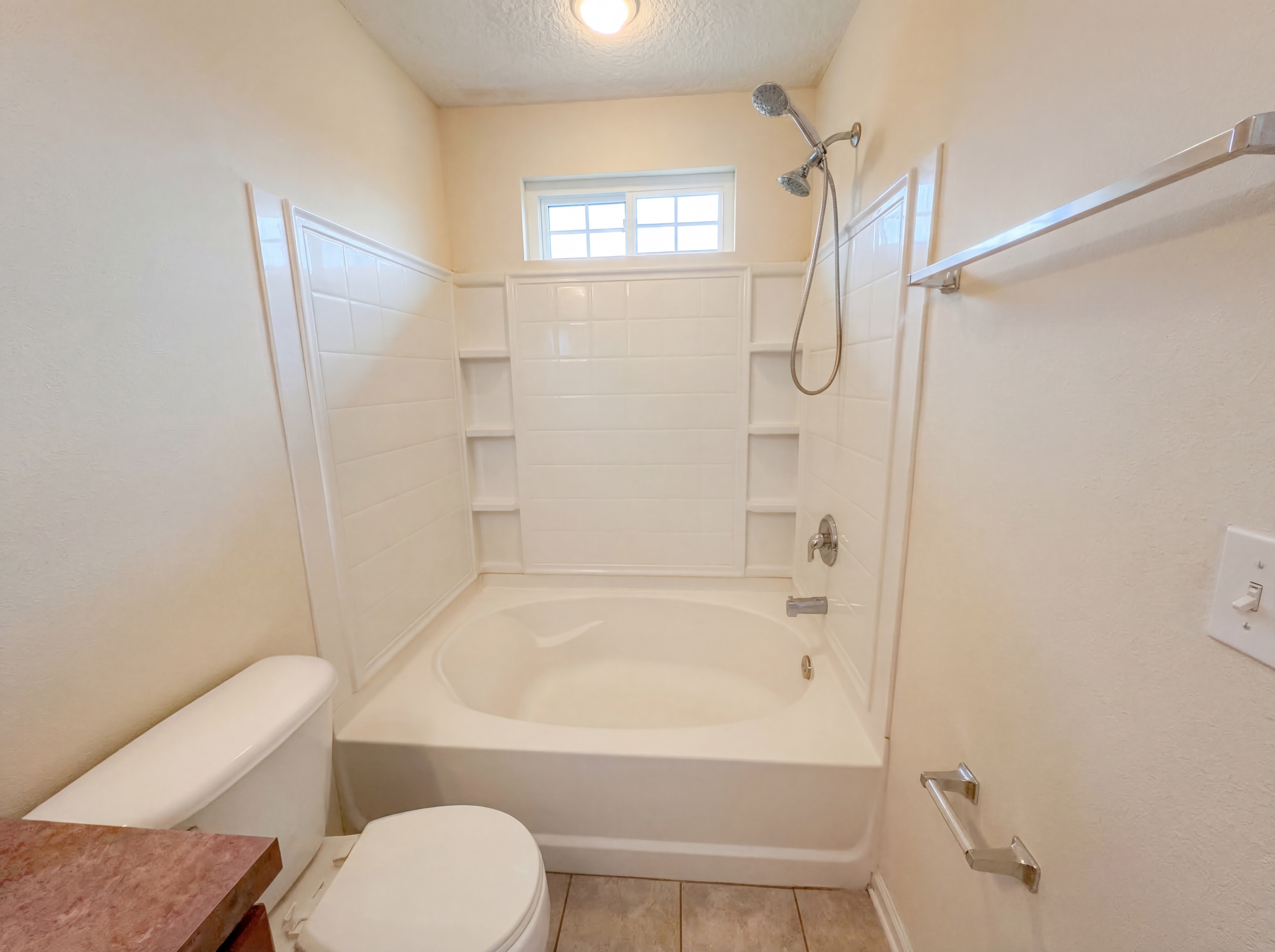 Photo 6 of 17 of 1539 Biscayne Bay Dr, Jacksonville, FL