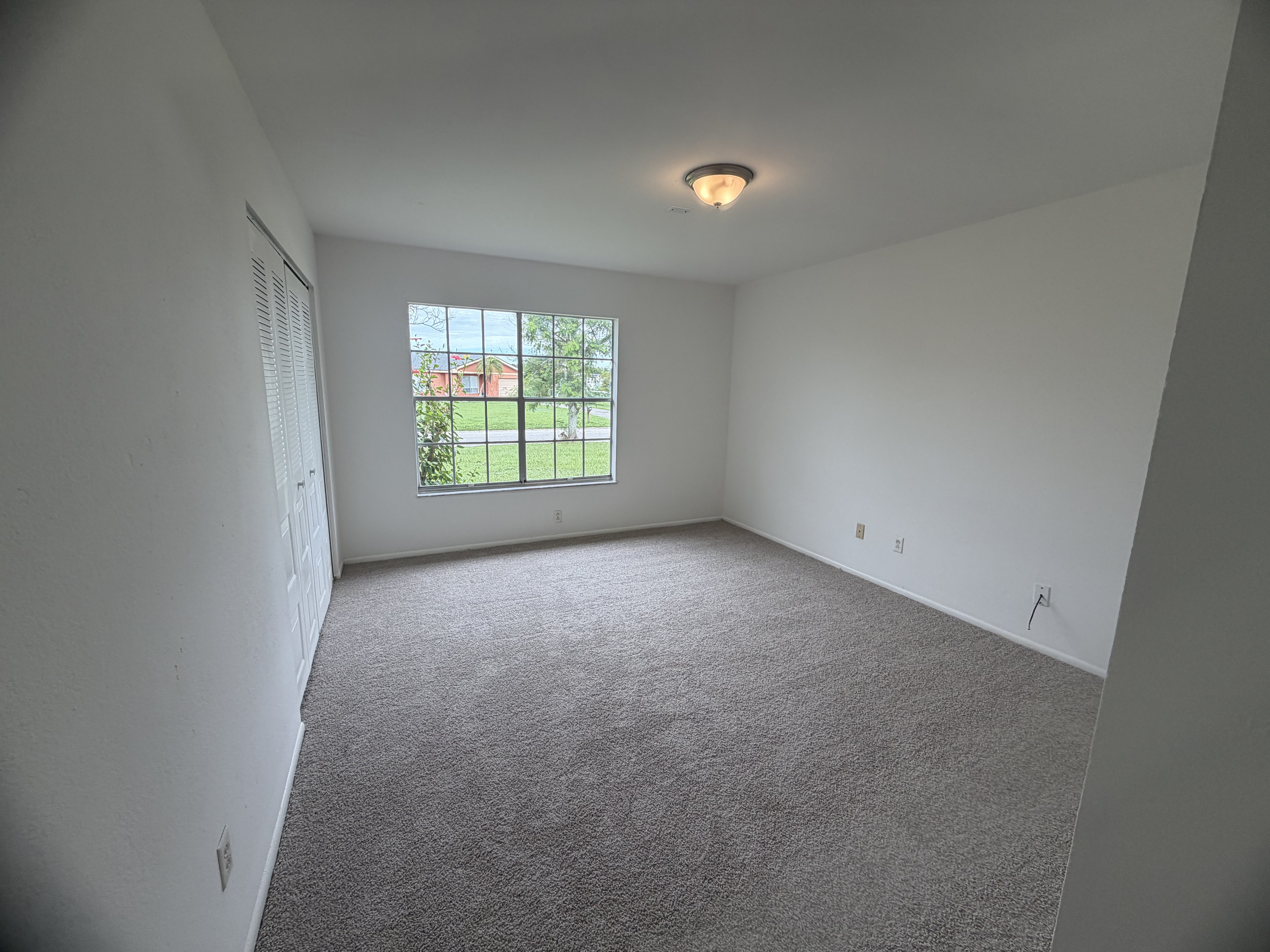 Photo 12 of 21 of 1832 SE Wexford Ct, Port Saint Lucie, FL