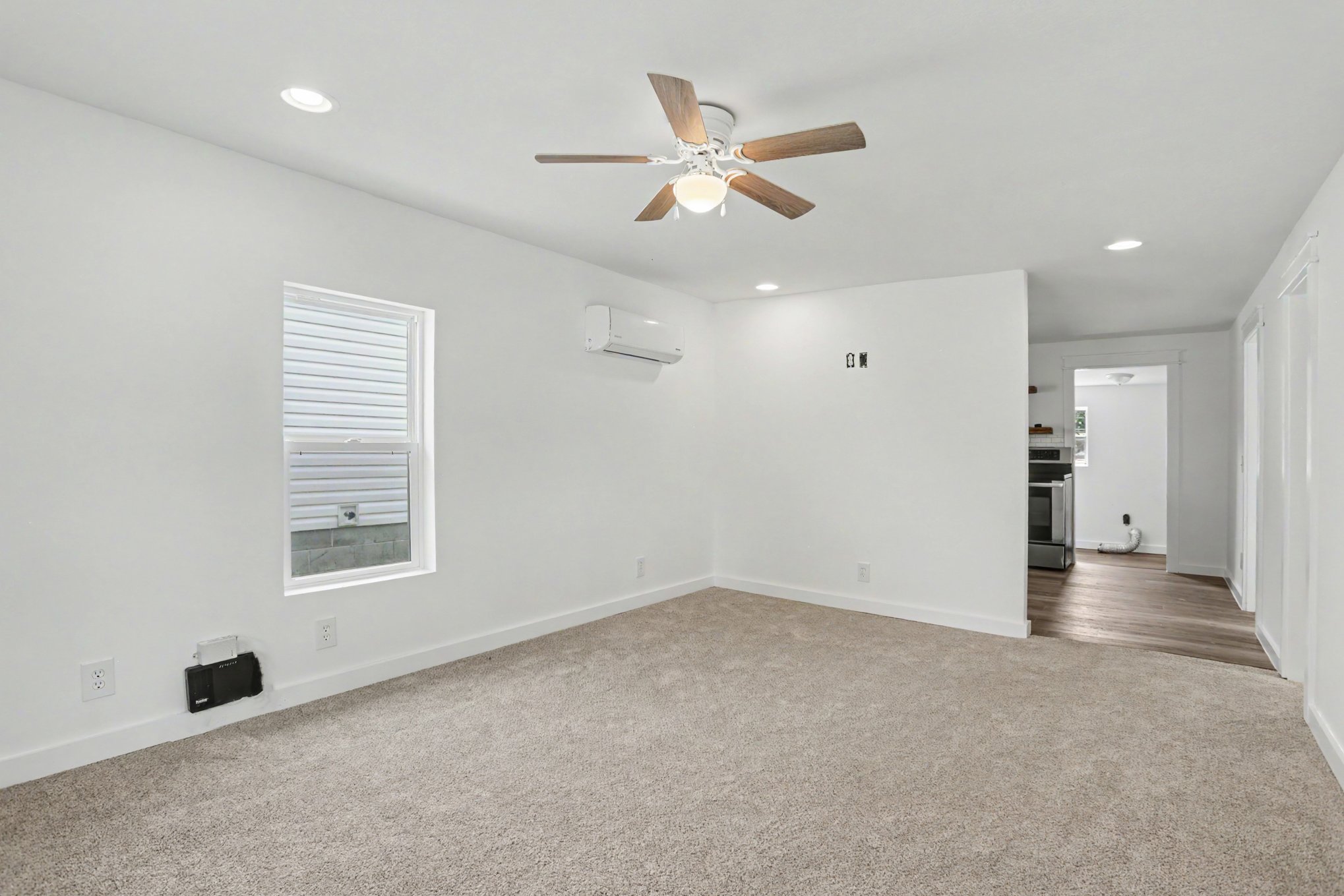 Photo 4 of 17 of 7 E Vine St, Jackson, OH