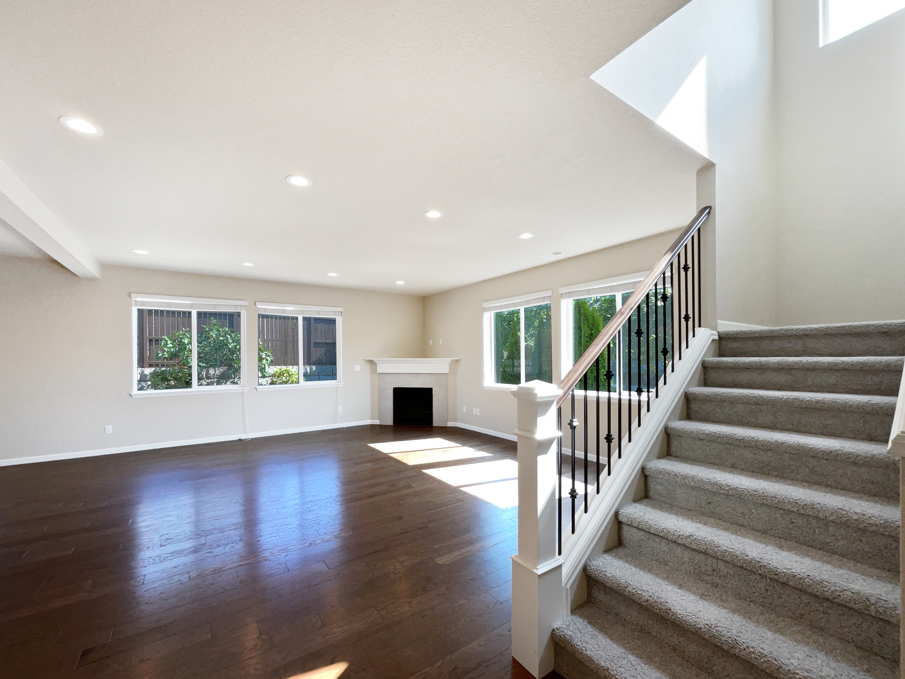 Photo 24 of 27 of 7074 NW 168th Ave, Portland, OR