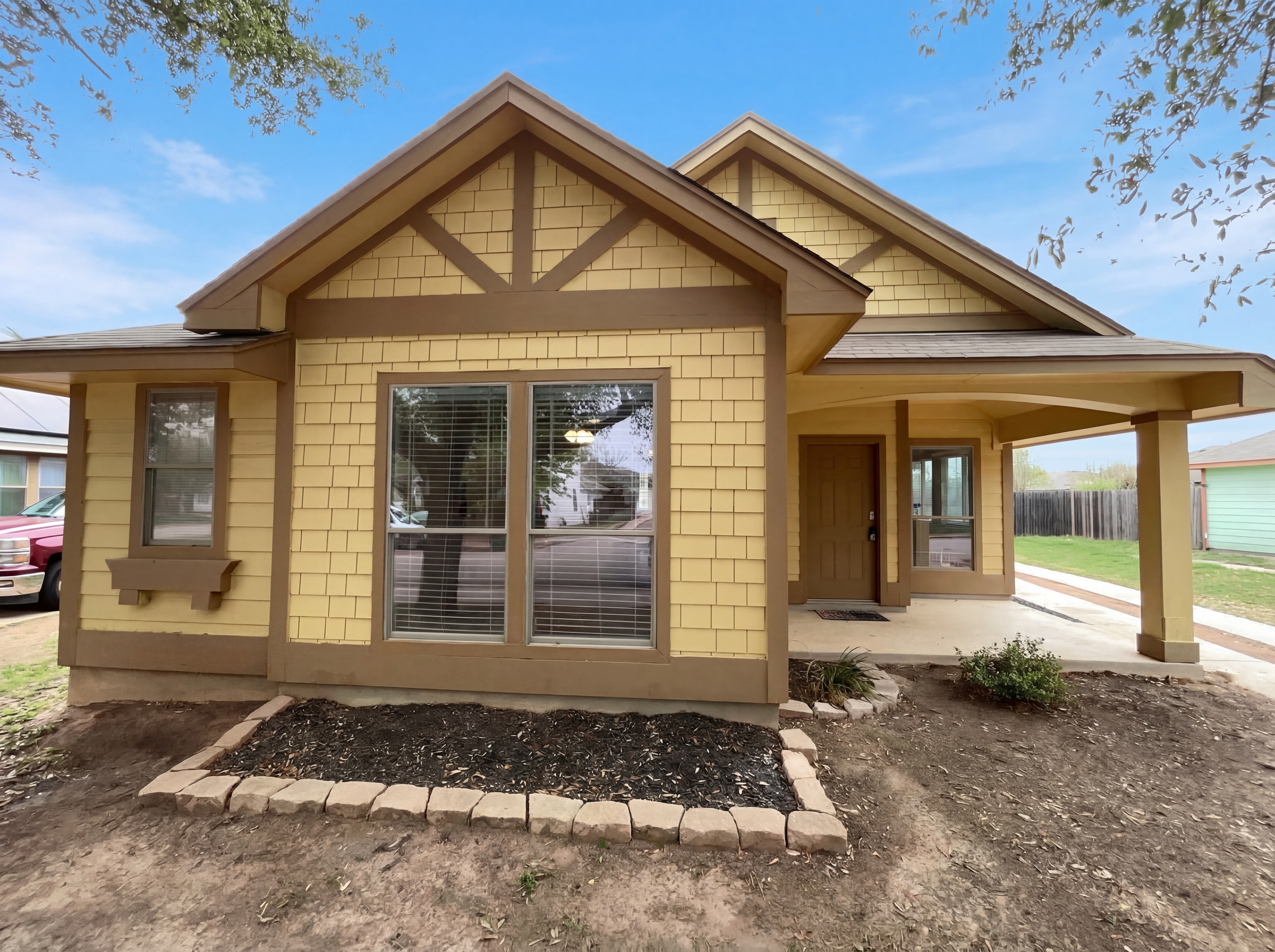 Photo 6 of 34 of 15102 Imes Ln, Austin, TX