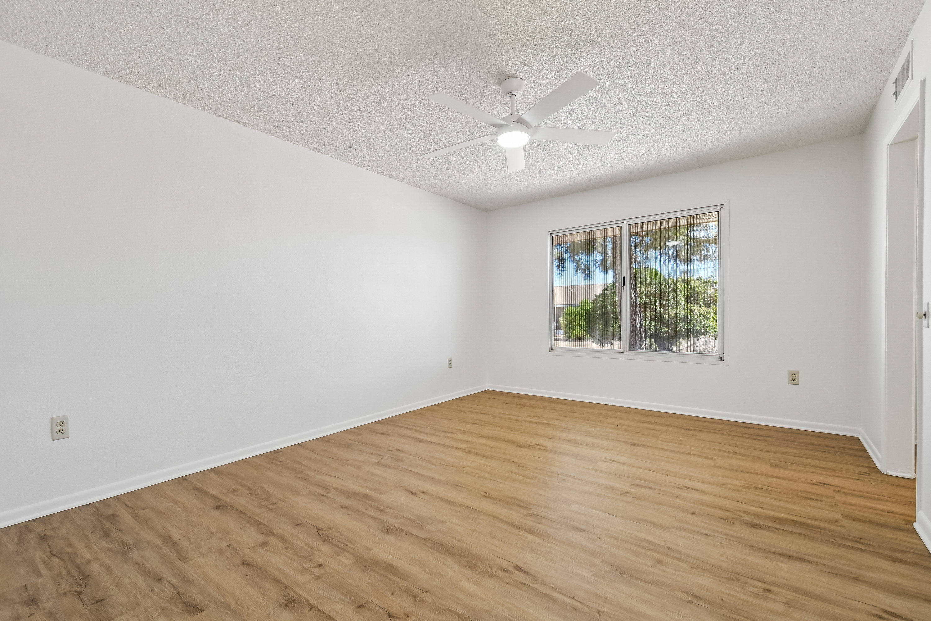 Photo 15 of 25 of 9703 W Spanish Moss Ln, Sun City, AZ