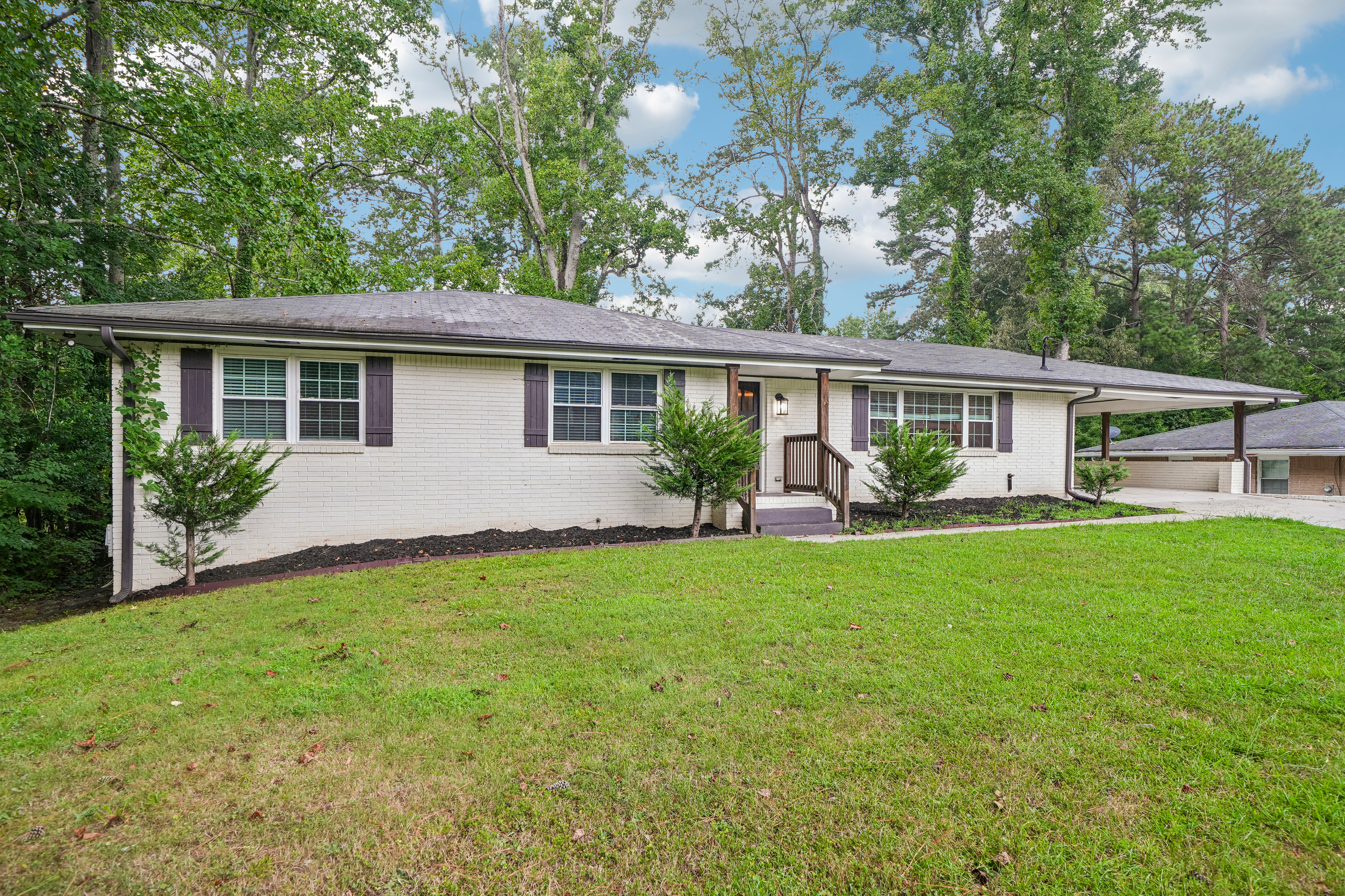 Photo 9 of 40 of 319 Prairie View Pl SW, Atlanta, GA