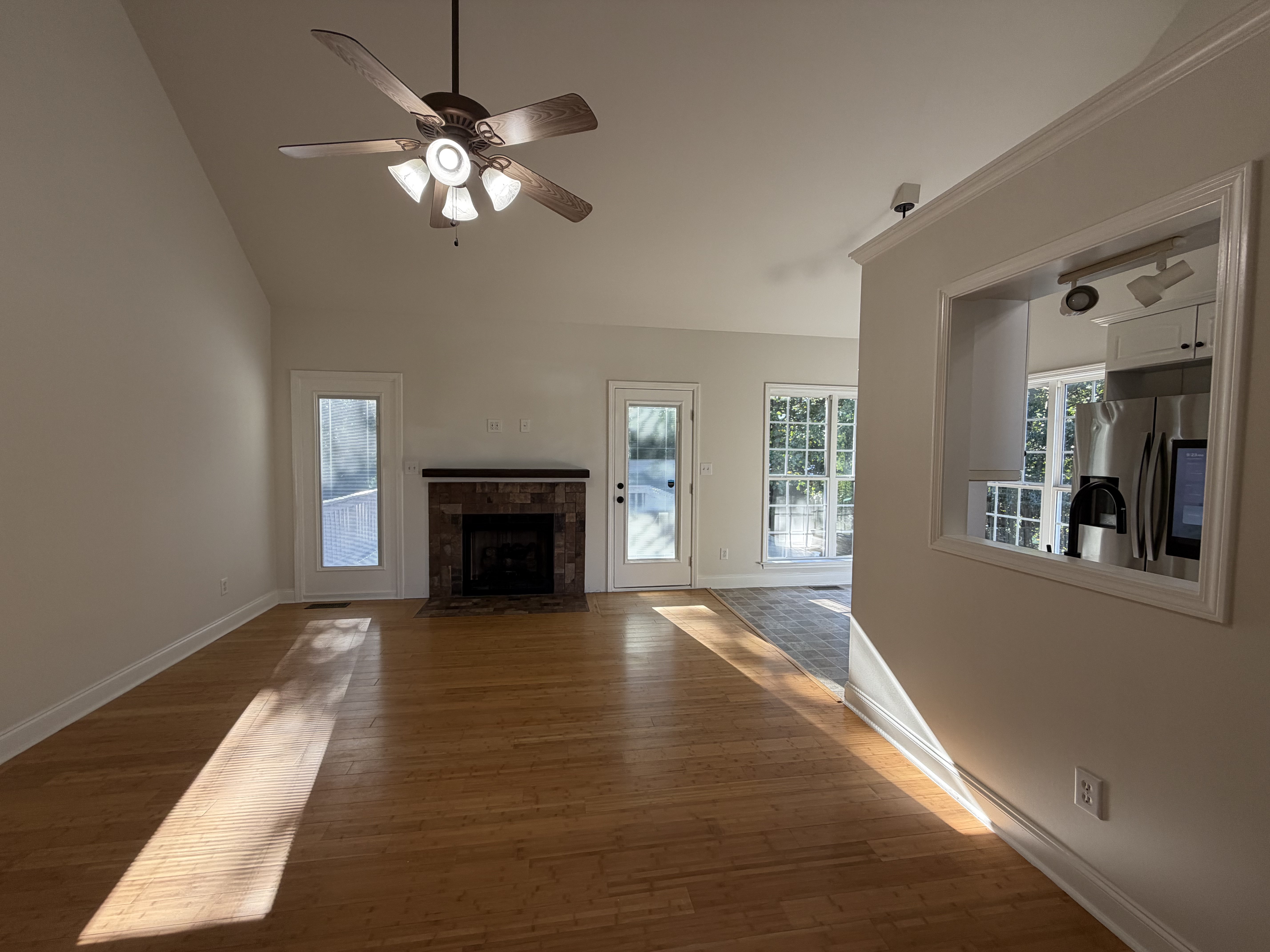 Photo 7 of 24 of 124 Manor Ridge Way, Lexington, NC