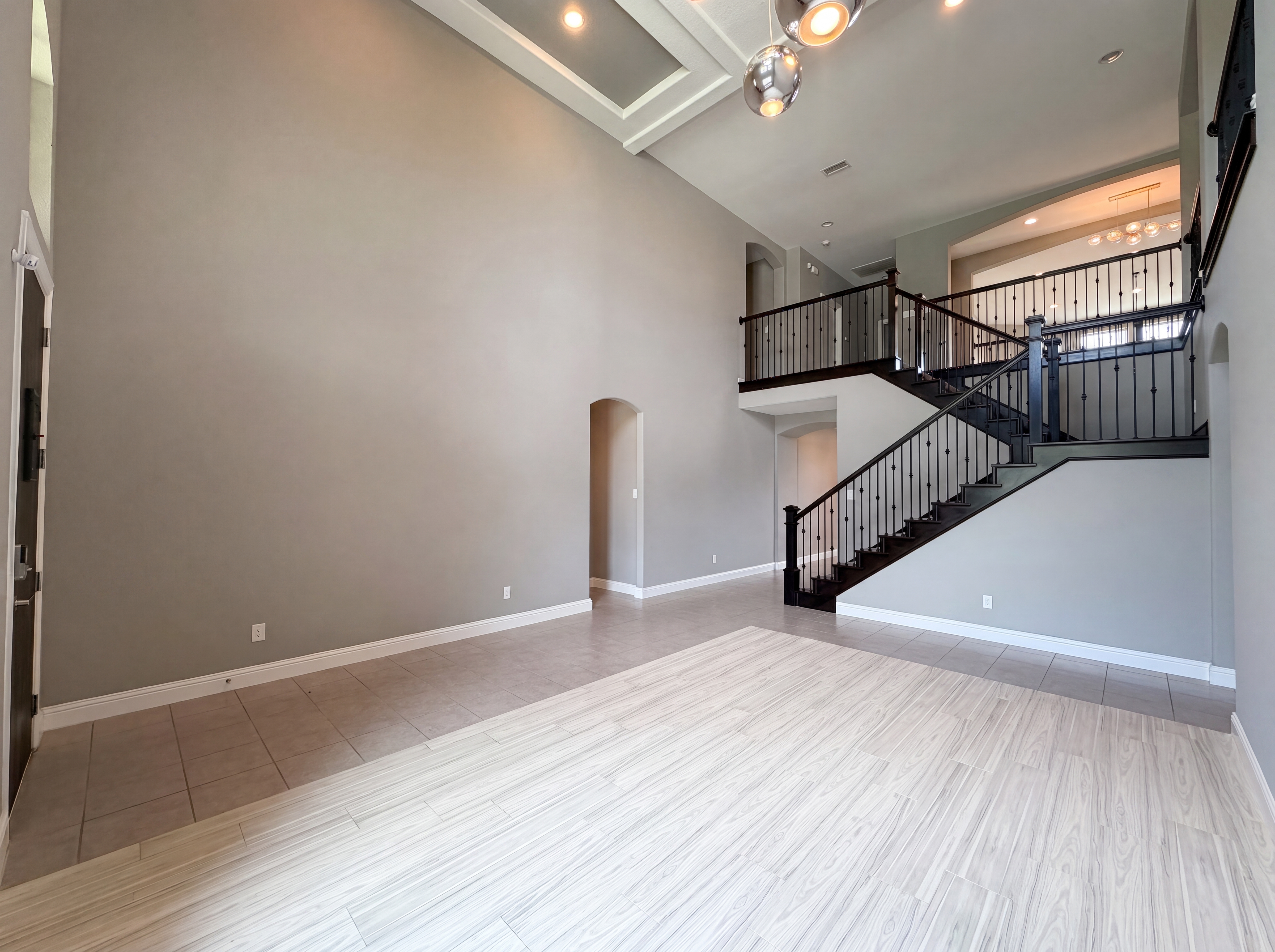 Photo 29 of 42 of 7221 Durand Dr, Irving, TX