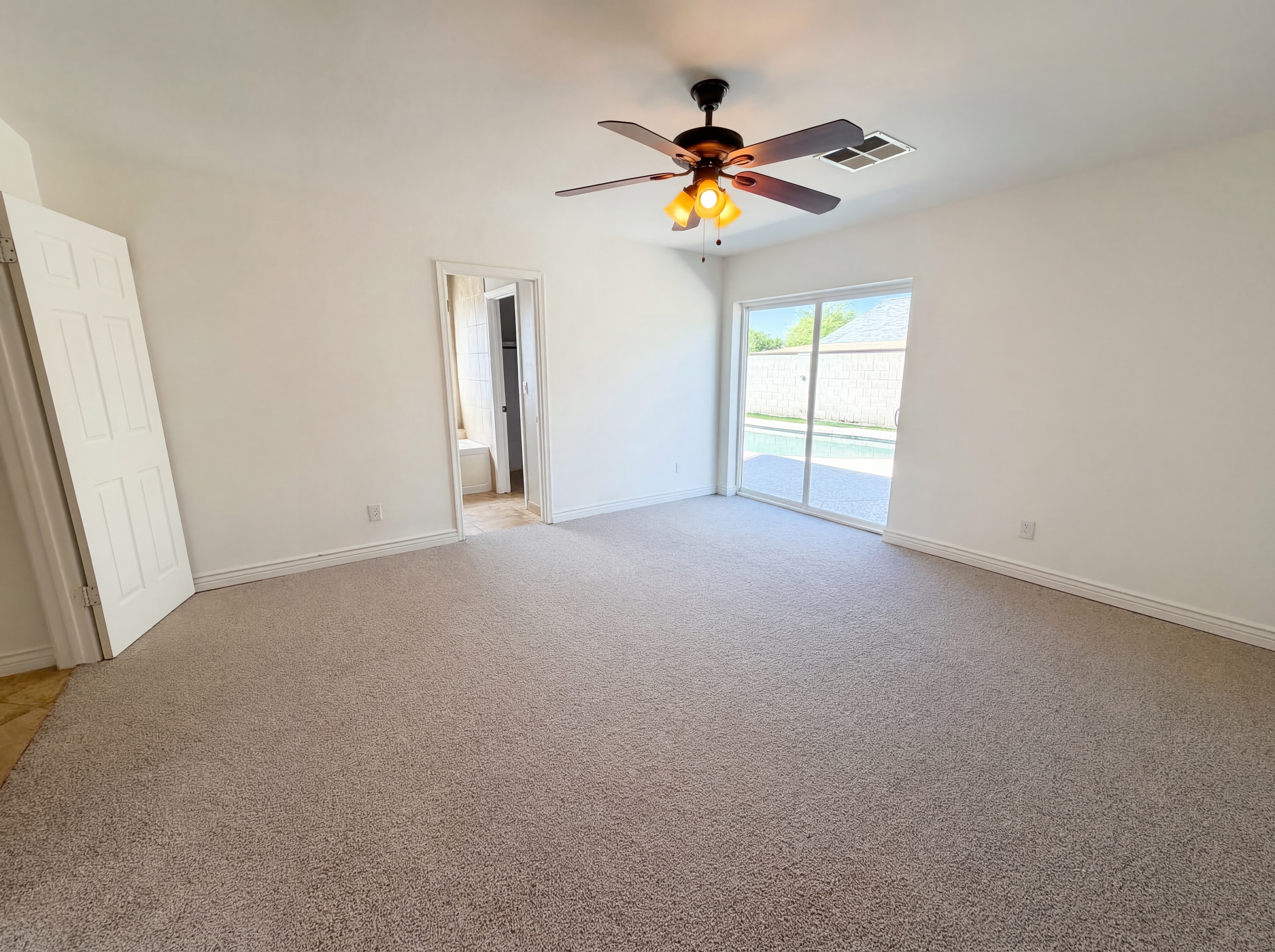 Photo 13 of 25 of 1802 N 89th Ave, Phoenix, AZ