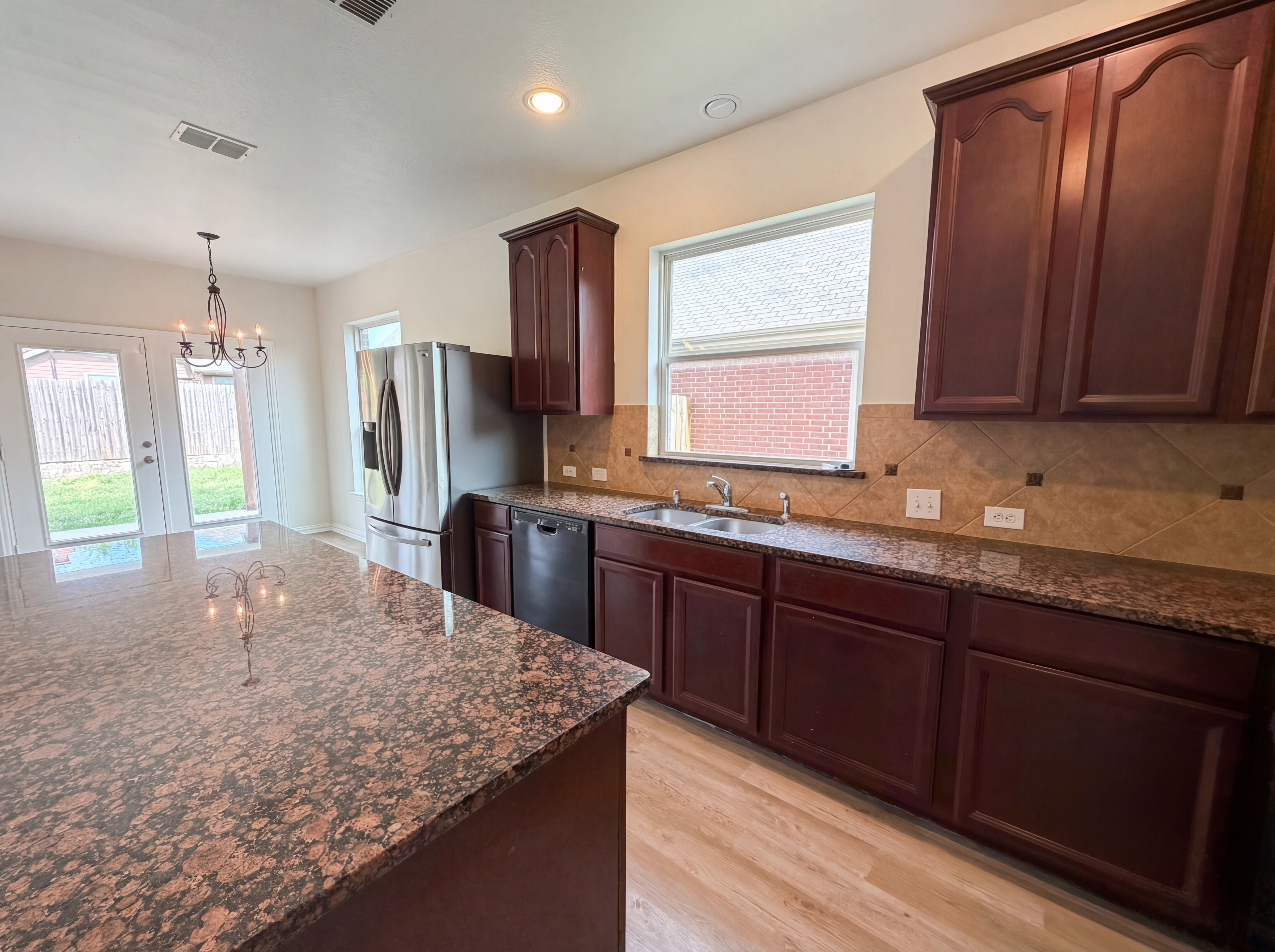 Photo 13 of 27 of 895 Honey Locust Dr, Fate, TX