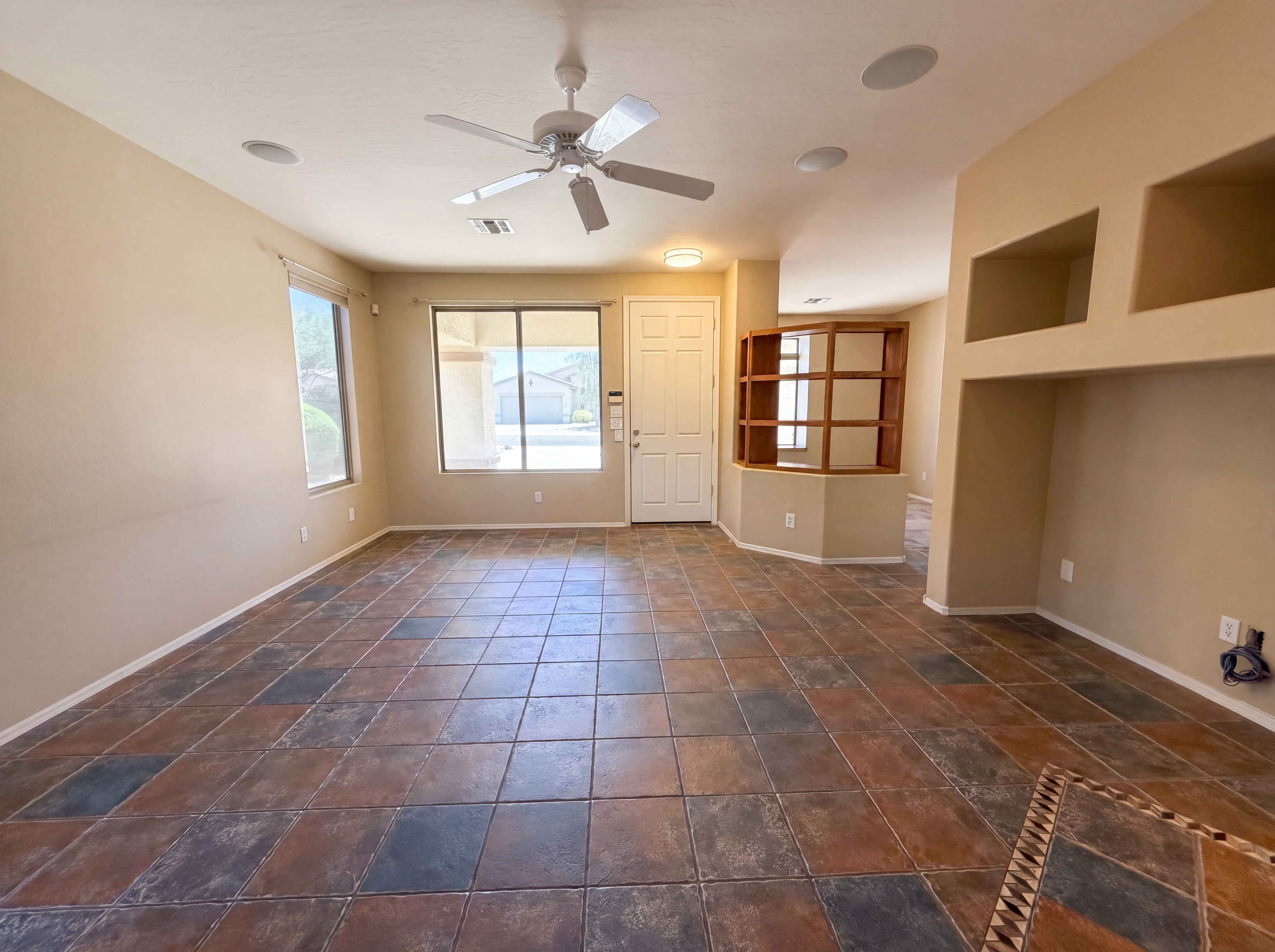 Photo 10 of 25 of 17530 W Cardinal Dr, Goodyear, AZ