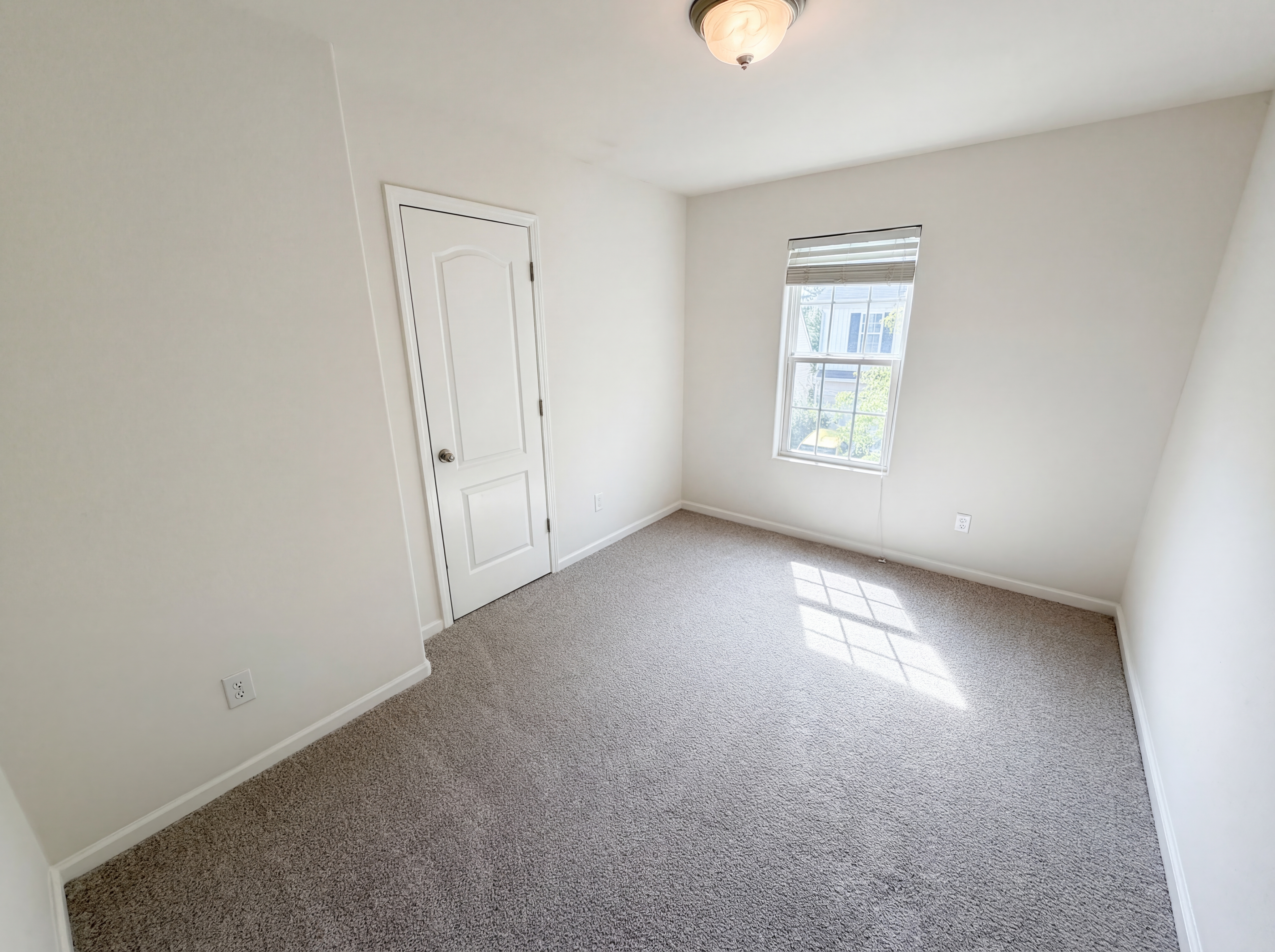 Photo 19 of 25 of 8321 Candlenut Ln, Charlotte, NC