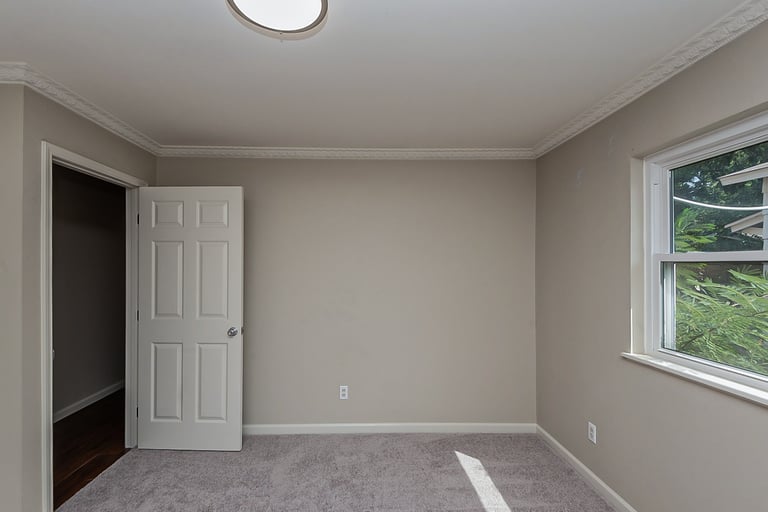 Photo 13 of 19 - 2605 Carten St, Fort Worth, TX 76112