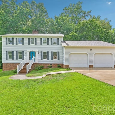 Property photo 1 of 561 Briarwood Rd
