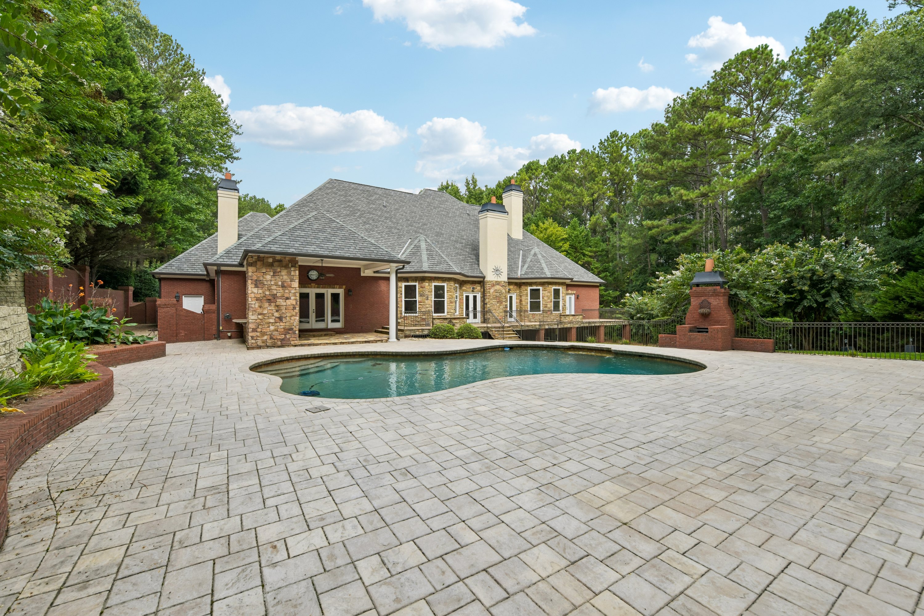 Photo 59 of 90 of 2431 Rabbit Farm Cir, Loganville, GA
