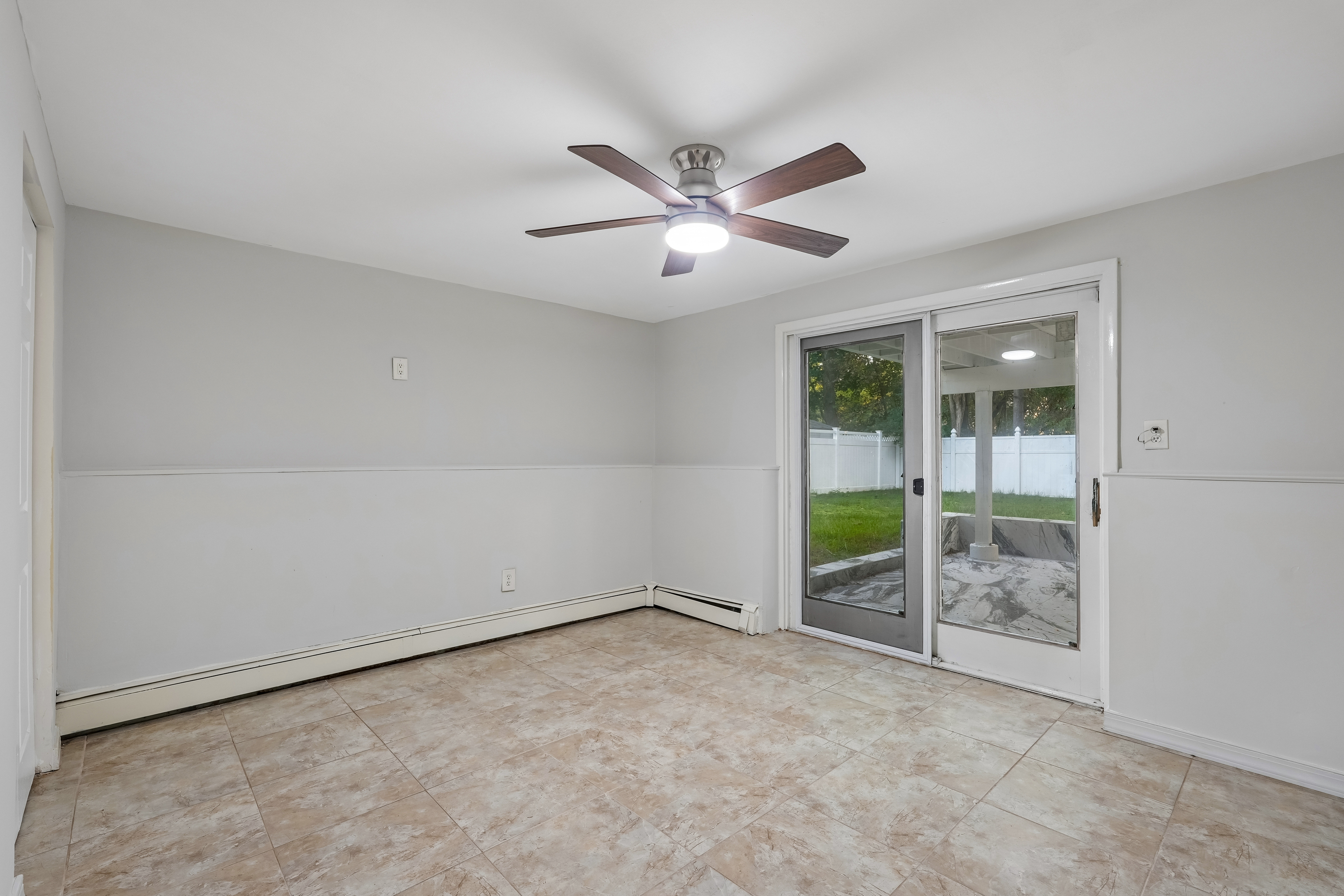 Photo 21 of 36 of 274 Oradell Ave, Paramus, NJ