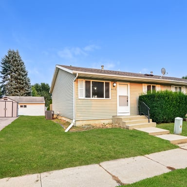 Property photo 2 of 4412 22nd Ave NW
