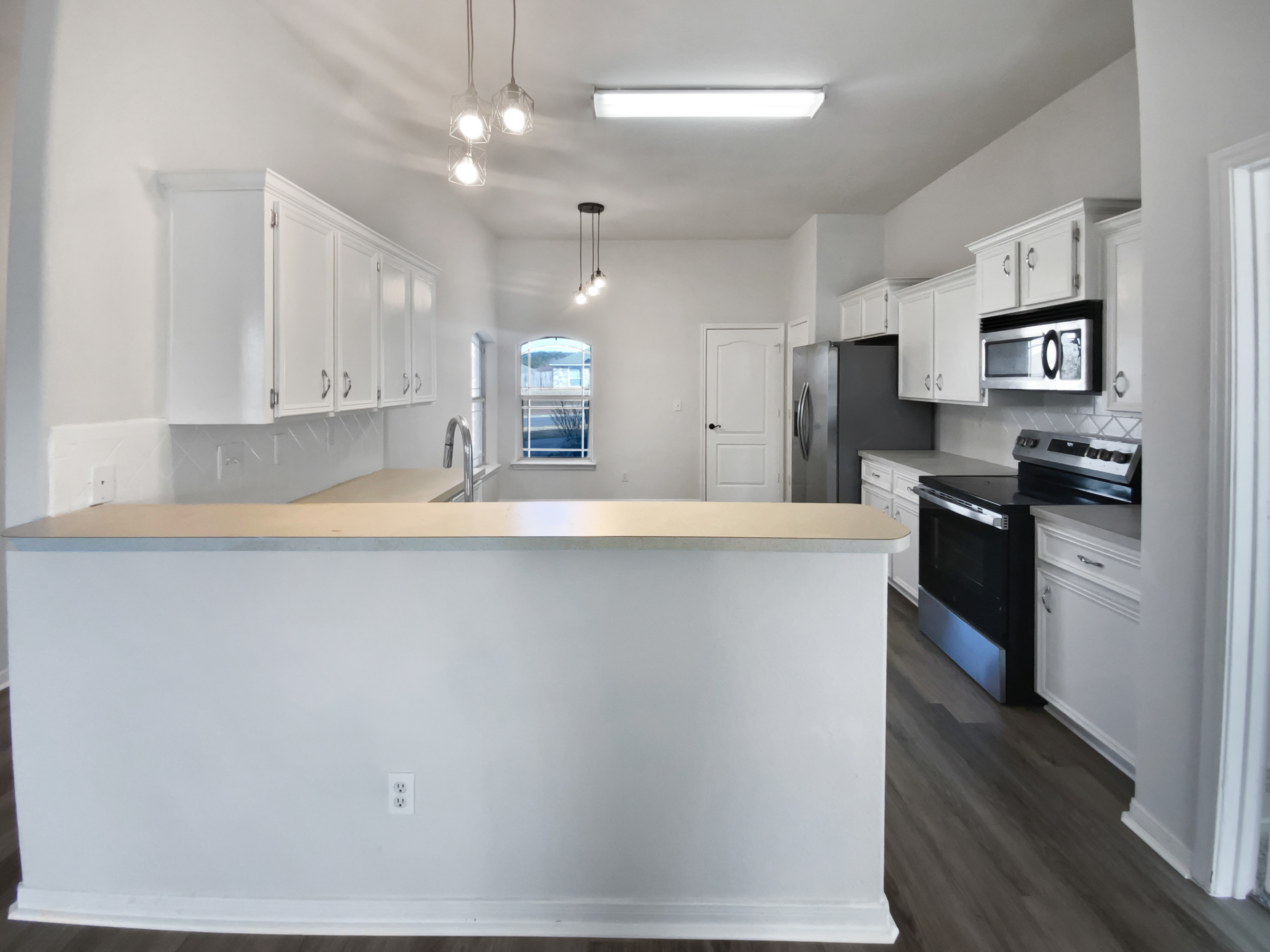 Photo 8 of 15 of 3808 Tatonka Dr, Killeen, TX
