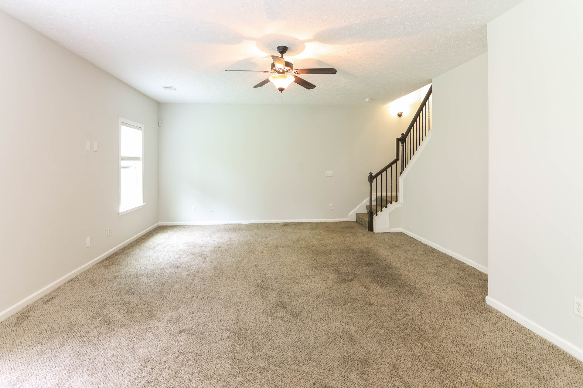 Photo 3 of 22 of 20 Forest Ridge Ln, Phenix City, AL