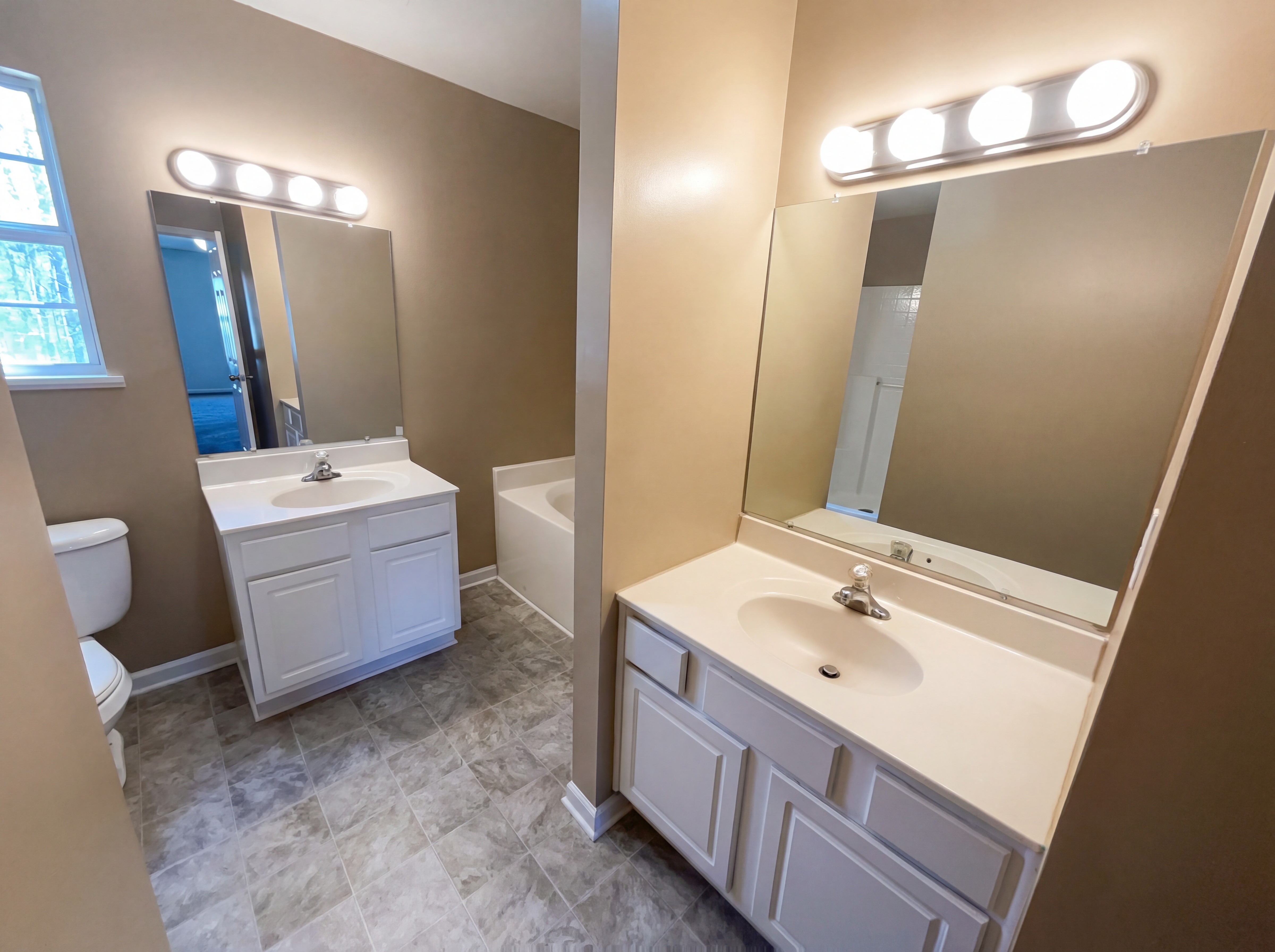 Photo 6 of 19 of 318 Aberdeen Cir, Summerville, SC