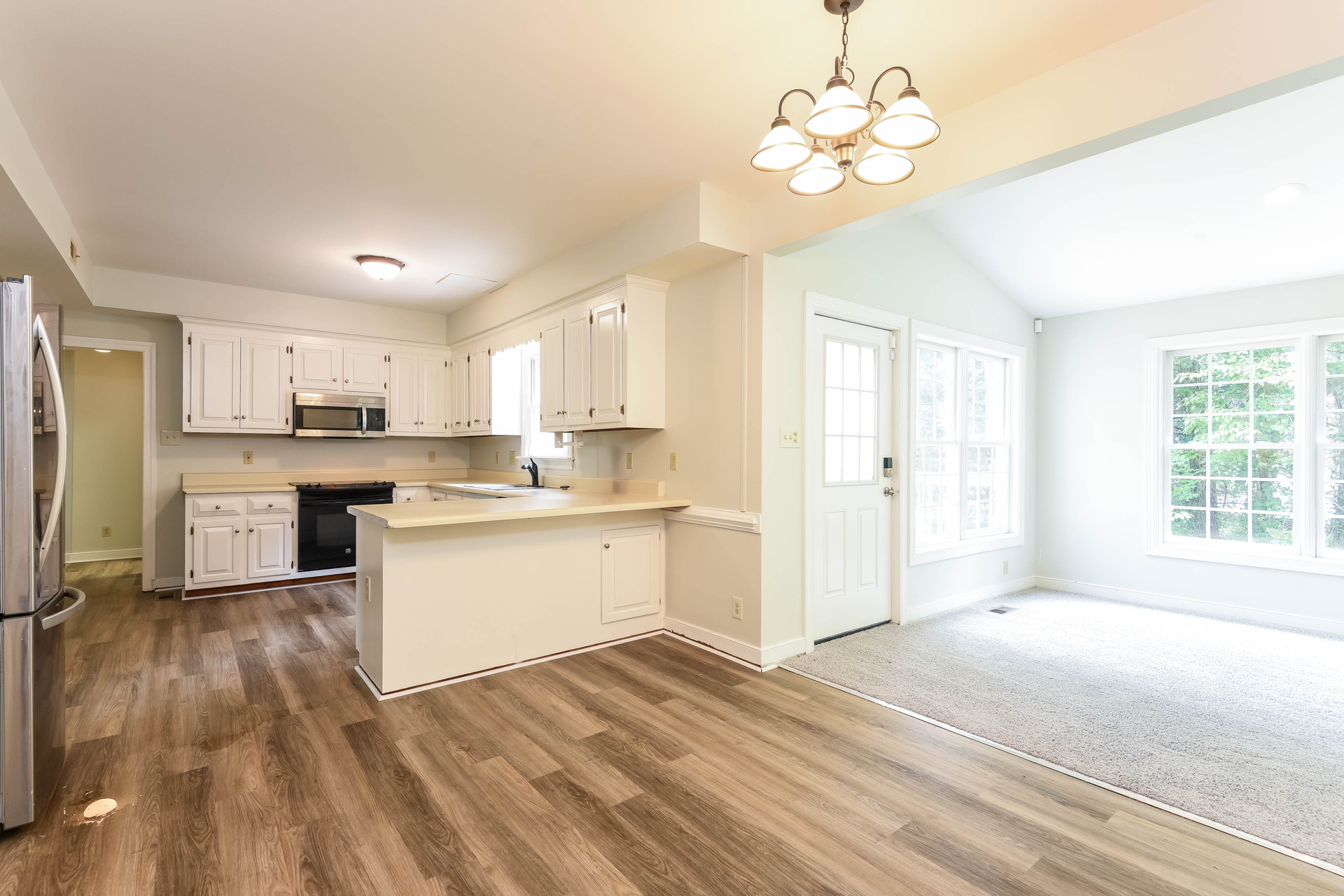 Photo 8 of 21 of 8201 Yolanda Rd, Henrico, VA