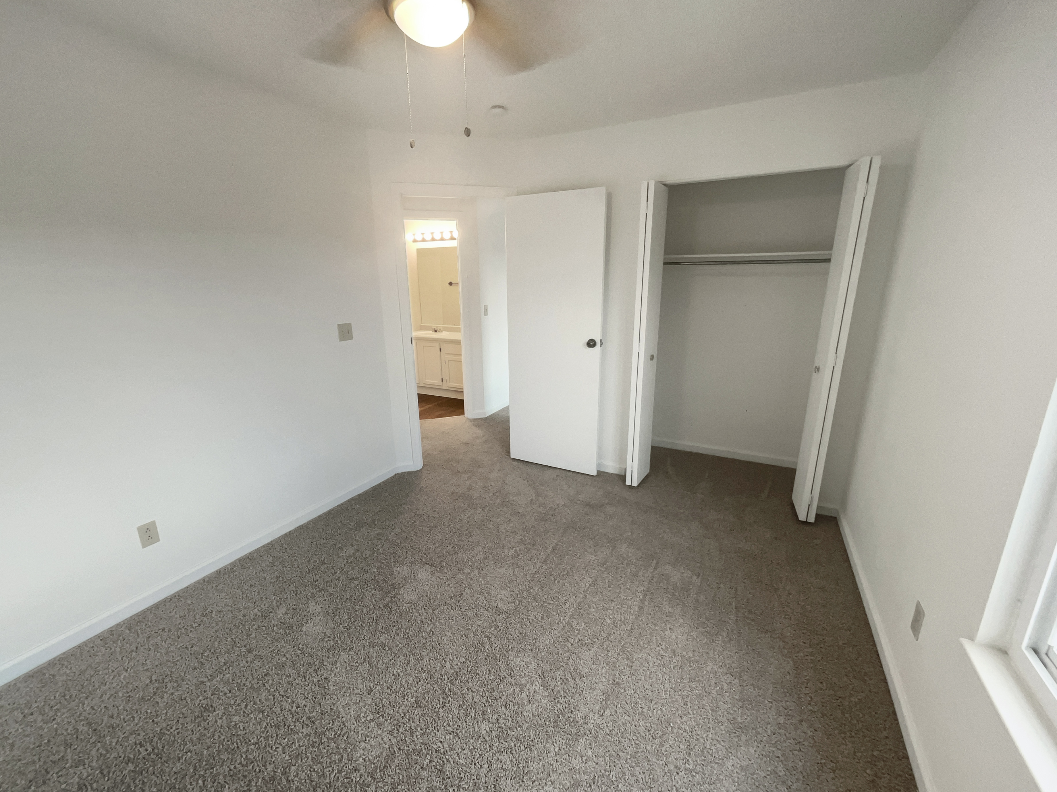 Photo 22 of 28 of 217 Corliss St, Colorado Springs, CO