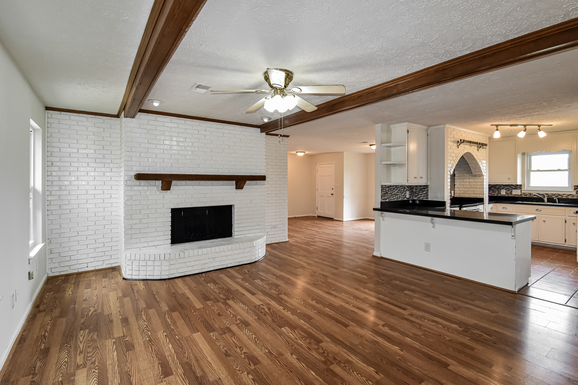 Photo 3 of 18 of 7143 Knoll Loop, Montgomery, AL
