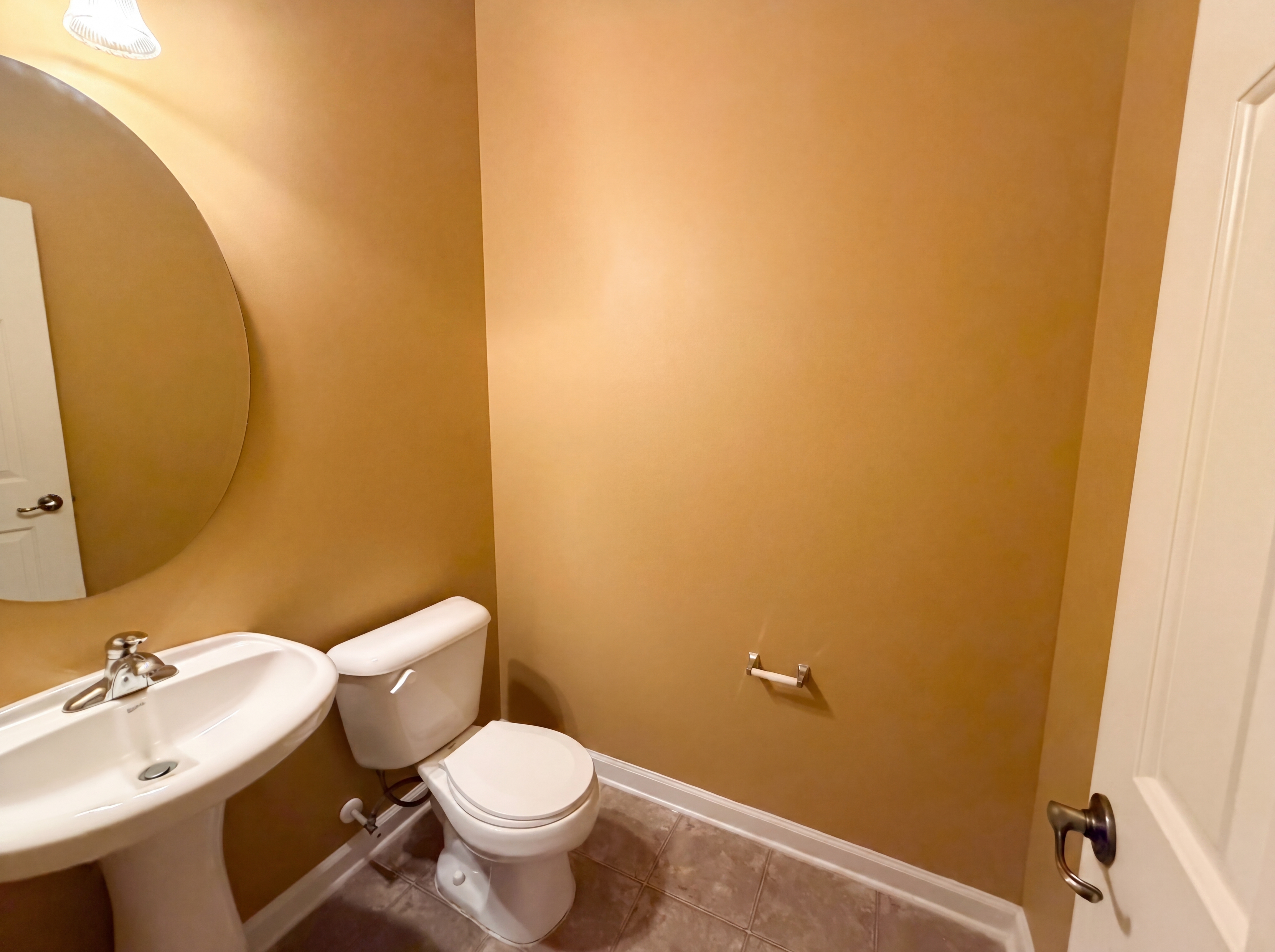Photo 13 of 18 of 506 Hillview Dr, Durham, NC
