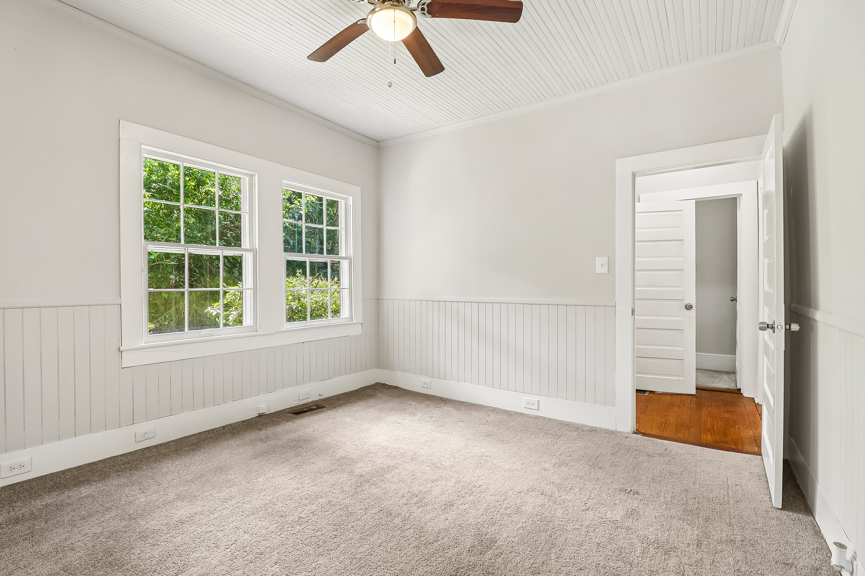 Photo 7 of 27 of 130 Lancaster St, Chester, SC