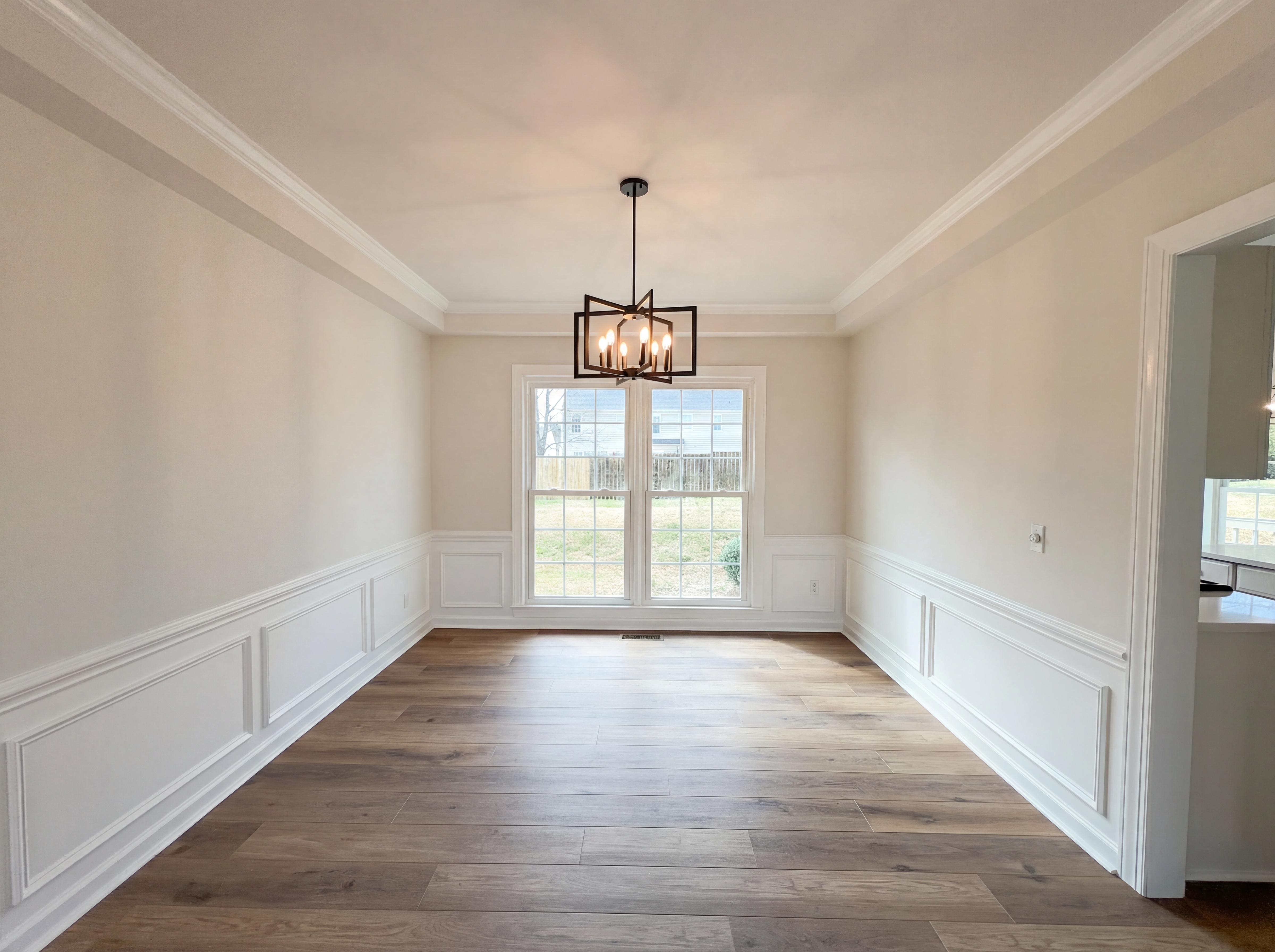 Photo 11 of 21 of 8141 Long Nook Ln, Charlotte, NC