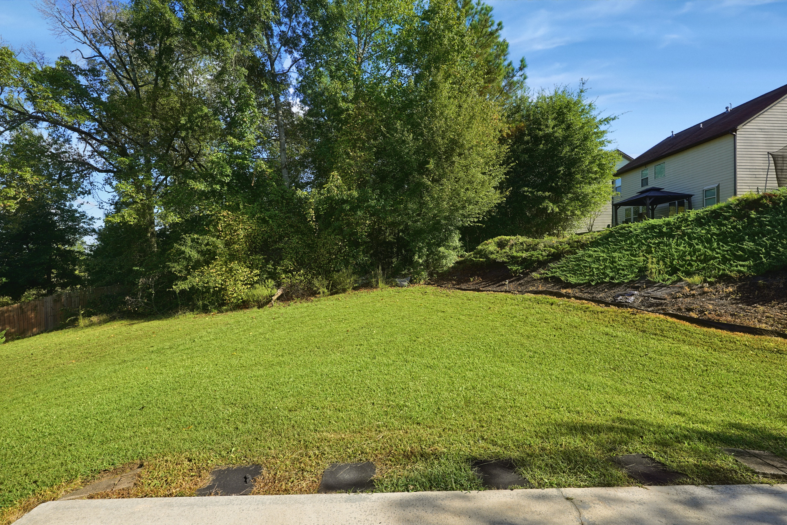 Photo 31 of 35 of 6003 Providence Dr, Union City, GA