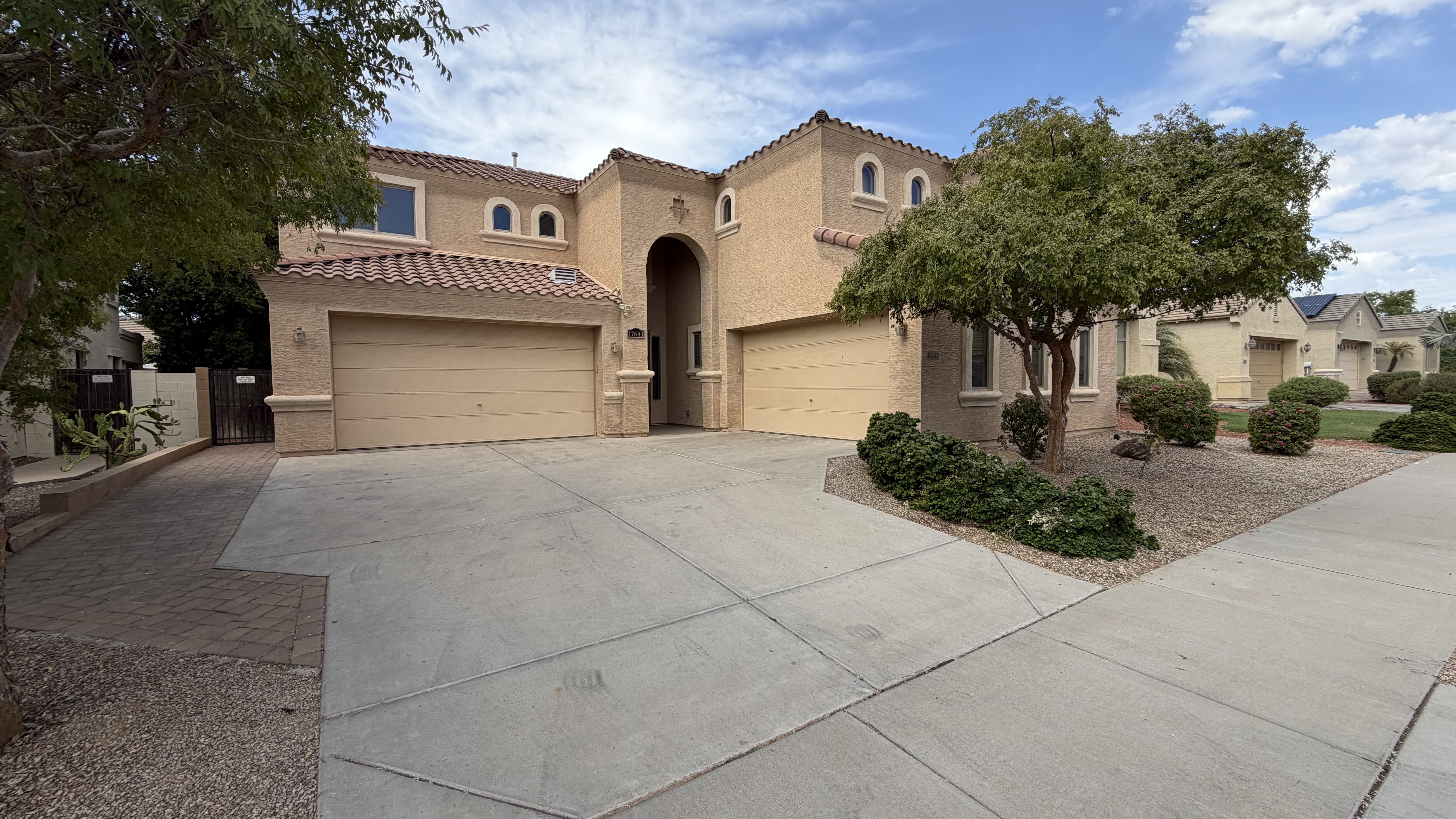 Photo 37 of 47 of 17641 W Valentine St, Surprise, AZ