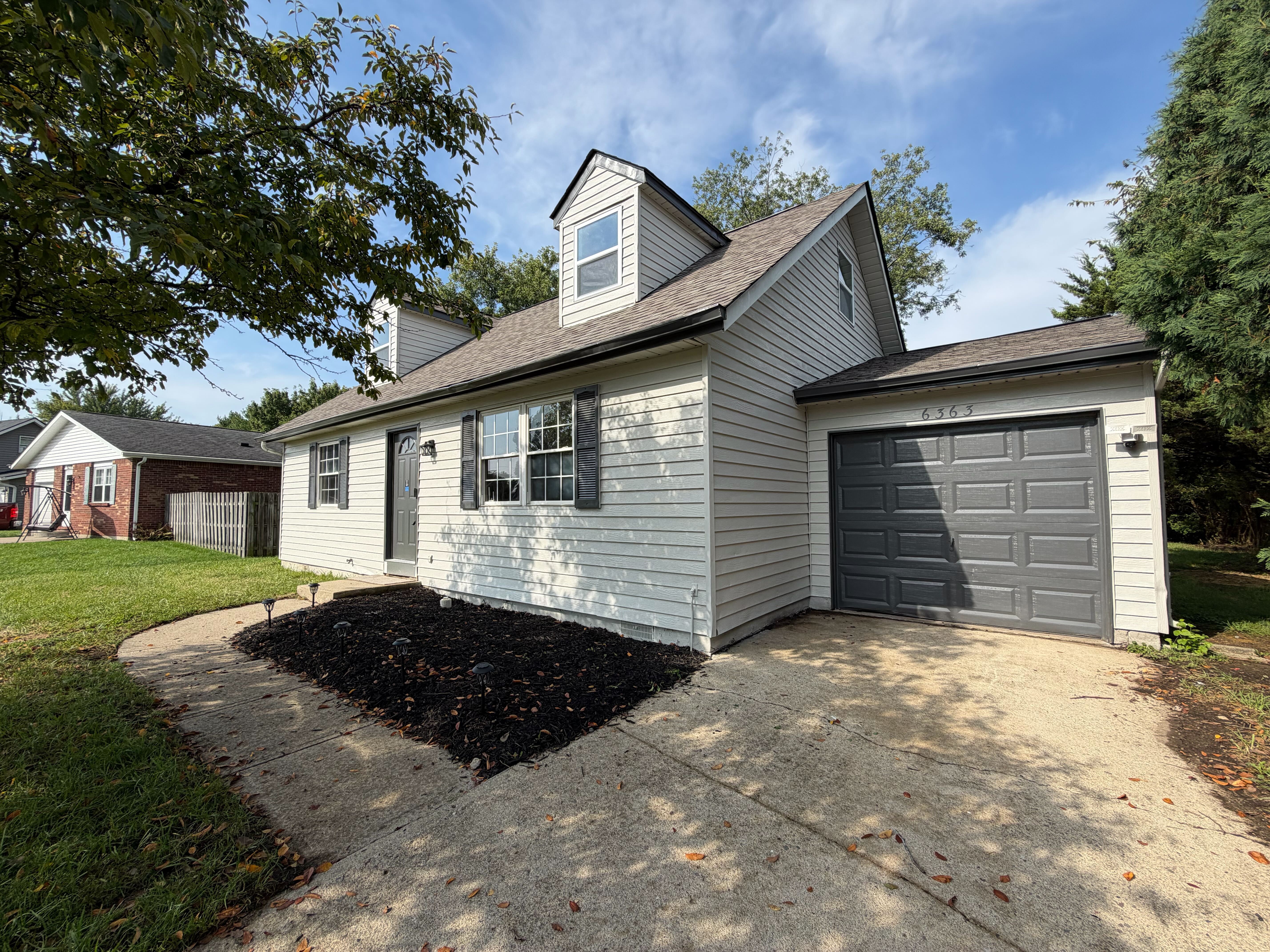 Photo 32 of 38 of 6363 Sandric Ln, Liberty Township, OH