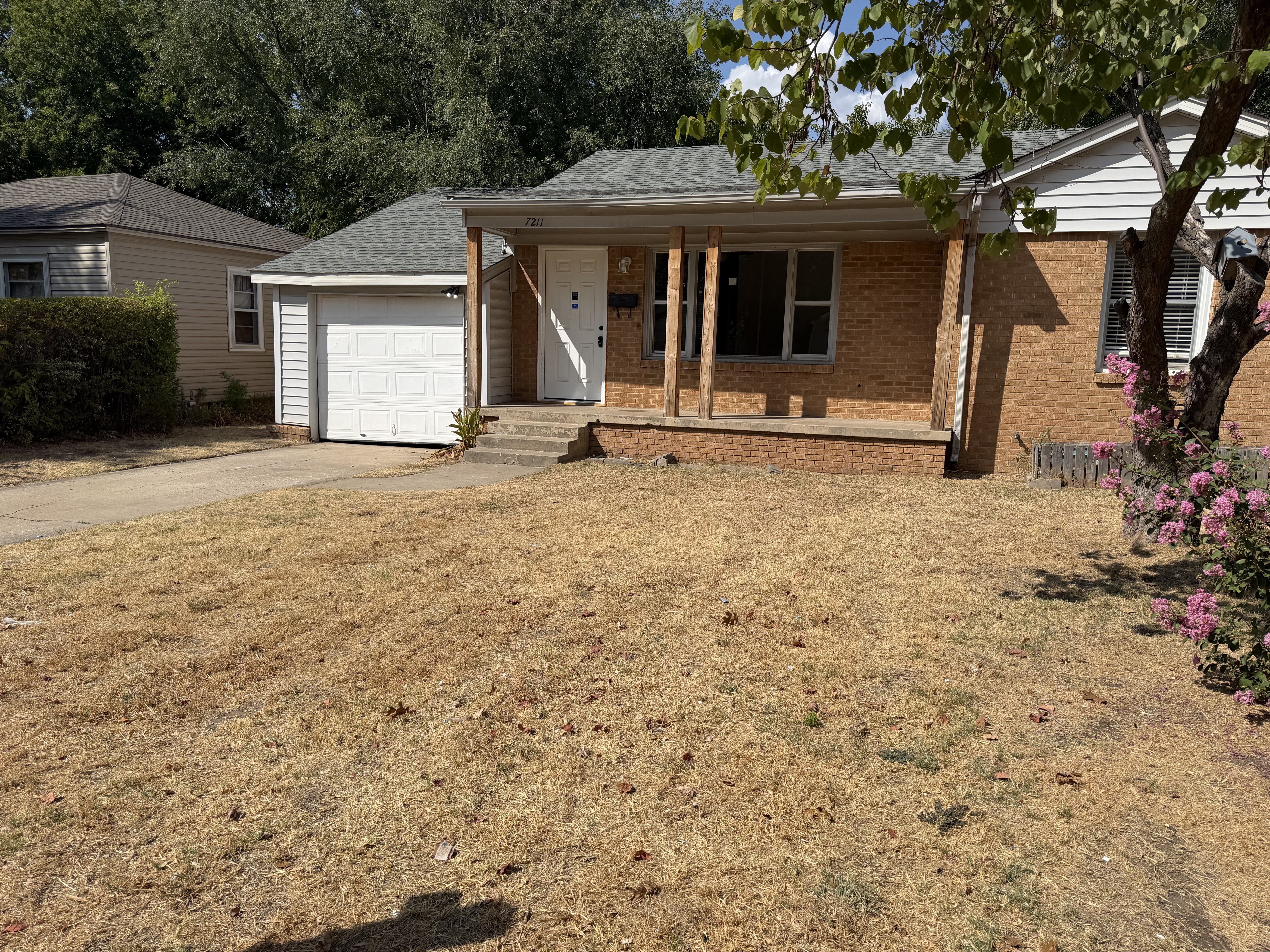 Photo 24 of 39 of 7211 NW 45th St, Bethany, OK
