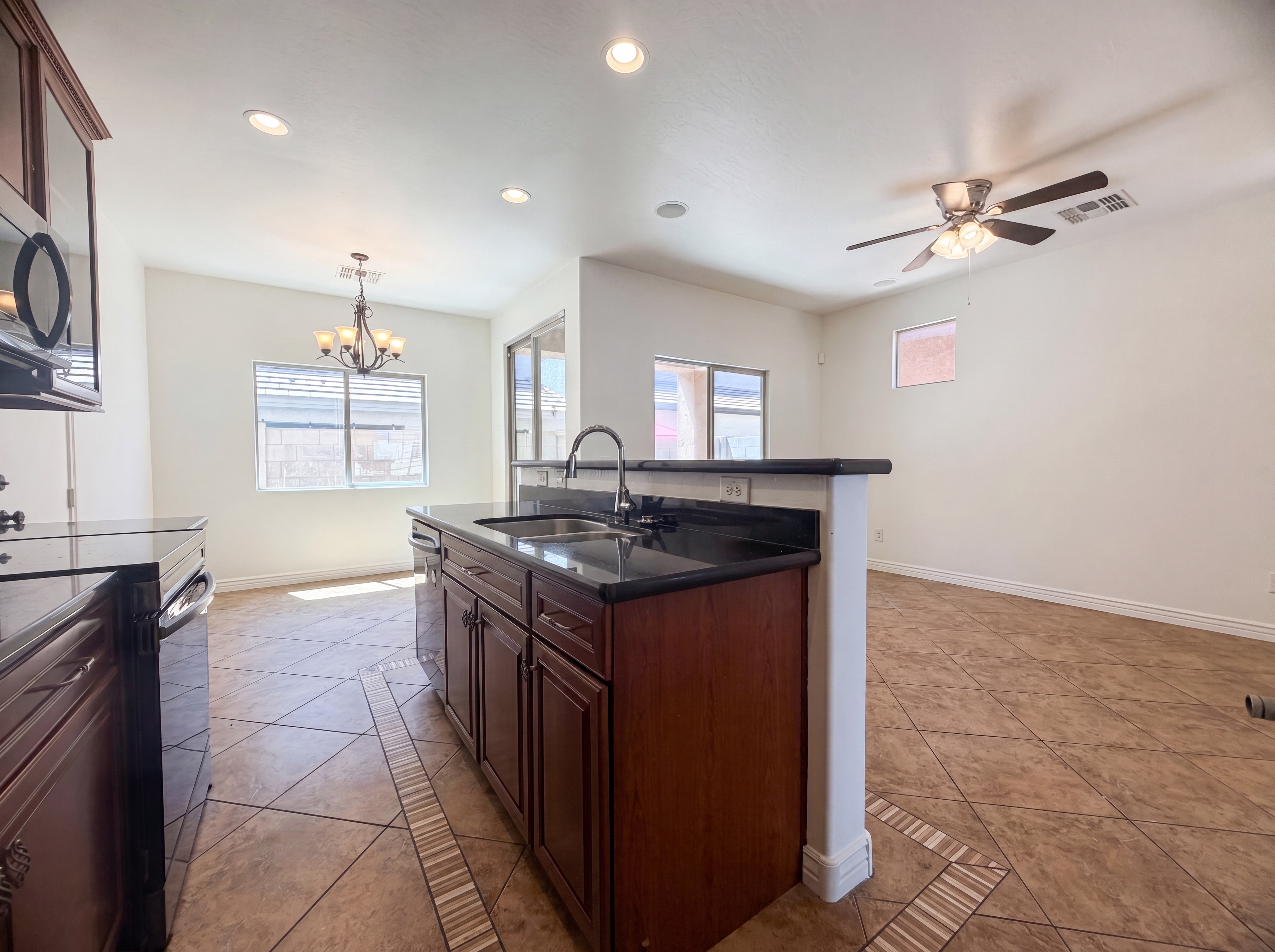 Photo 6 of 20 of 330 S Leandro, Mesa, AZ