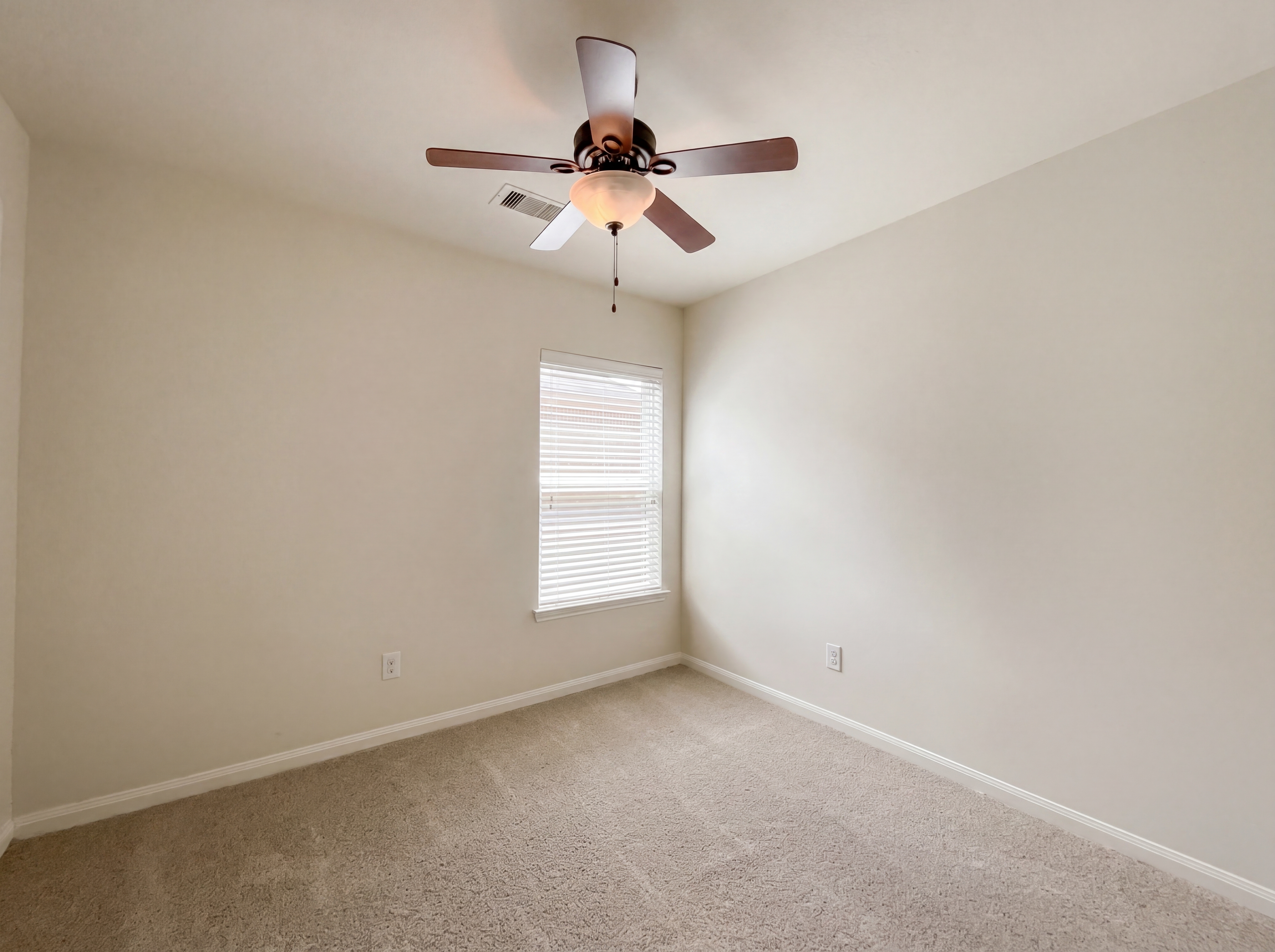 Photo 10 of 16 of 8735 Hazel Rose Sky Dr, Humble, TX