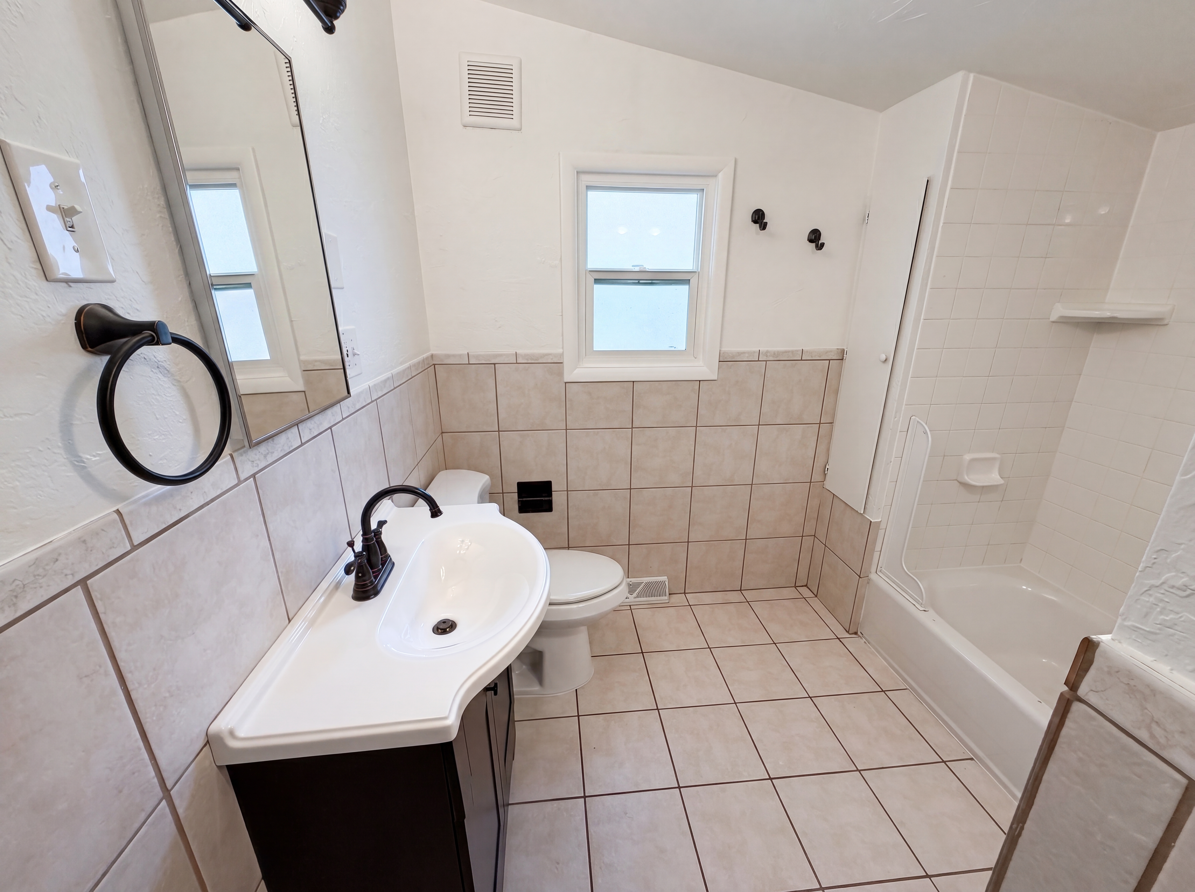 Photo 20 of 27 of 519 N Gilbert St, Castle Rock, CO