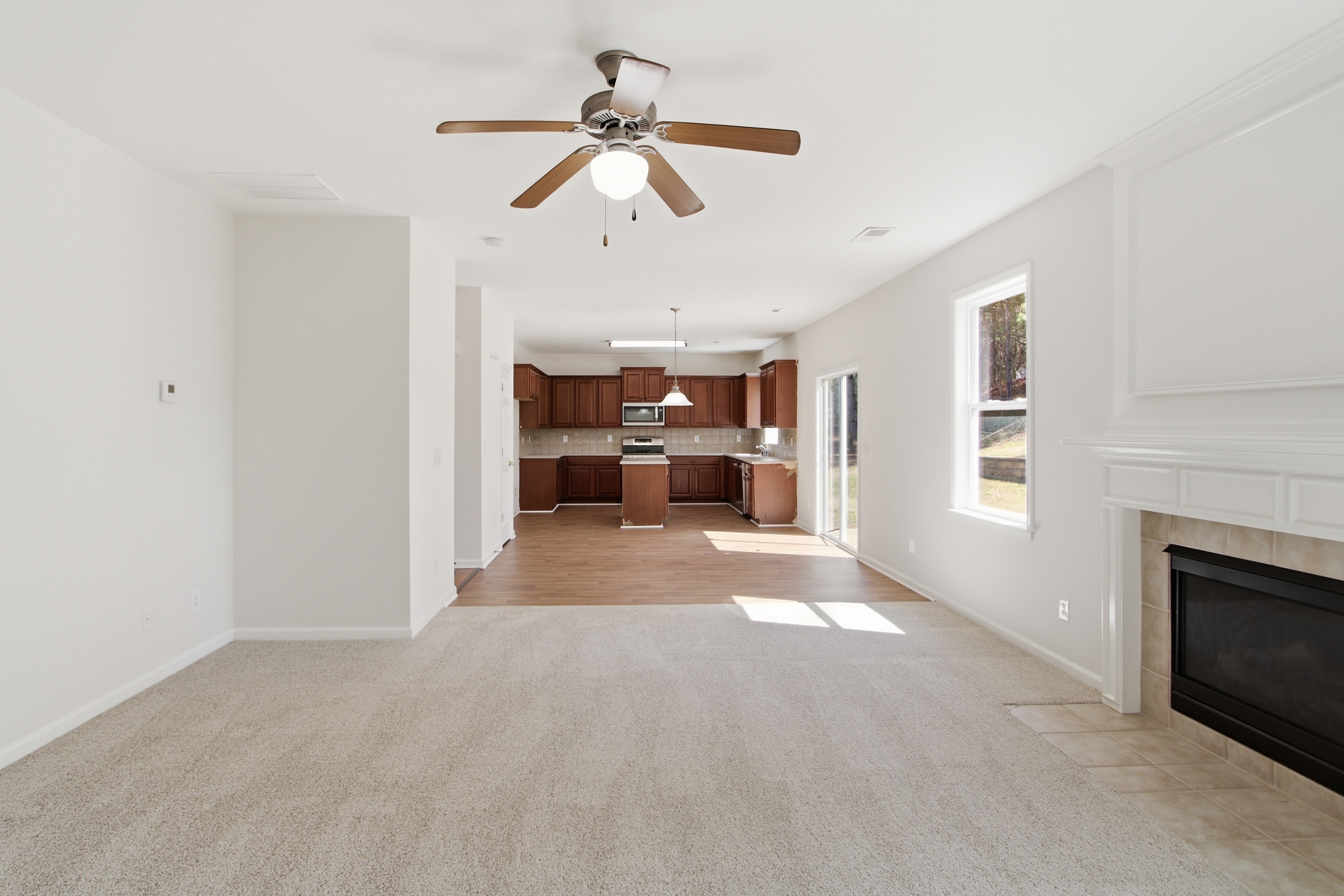 Photo 12 of 44 of 4003 Duran Ln, Auburn, GA