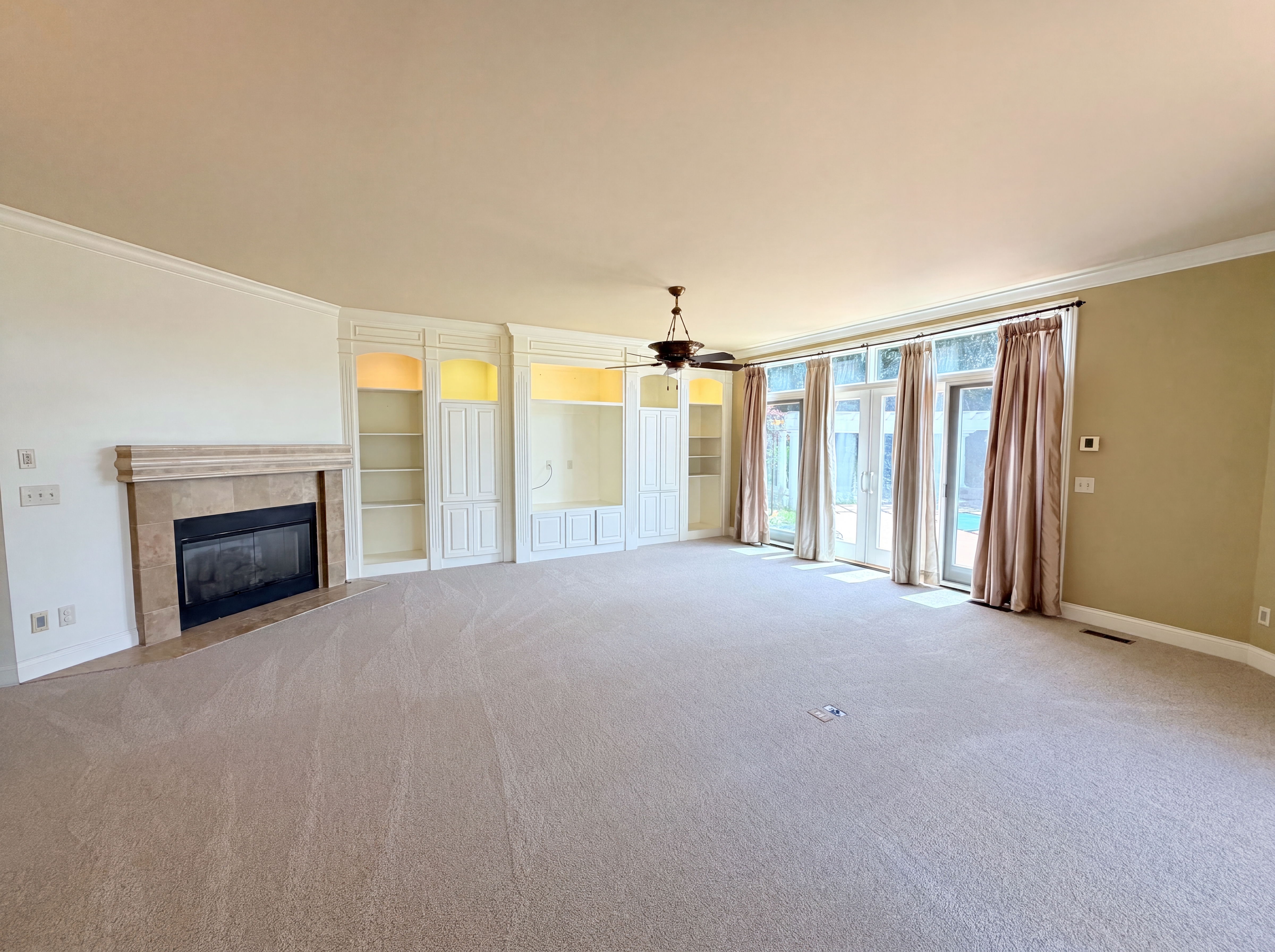 Photo 13 of 38 of 7087 Bridgetown Rd, Cincinnati, OH