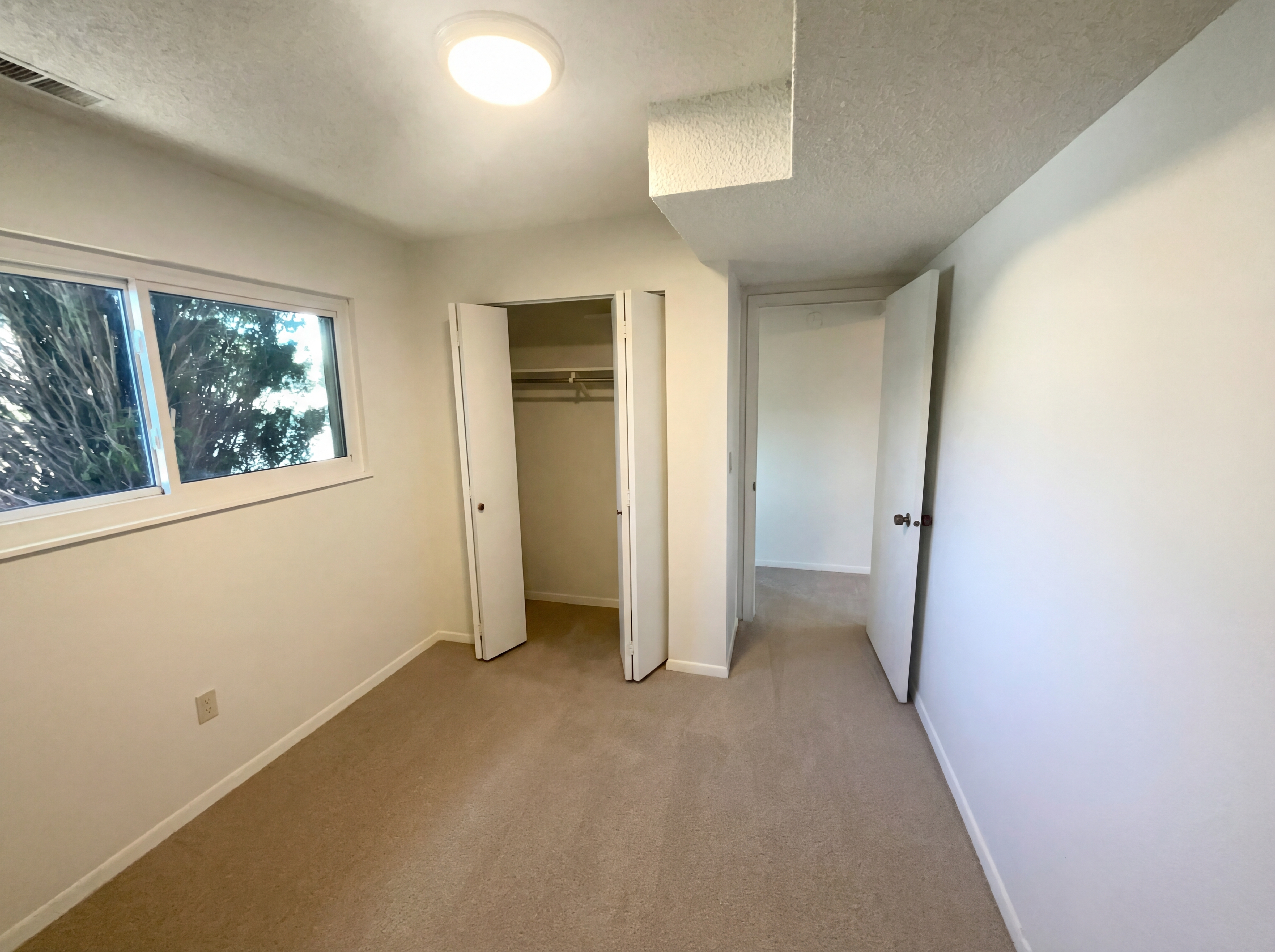 Photo 10 of 25 of 5655 Tomah Dr, Colorado Springs, CO