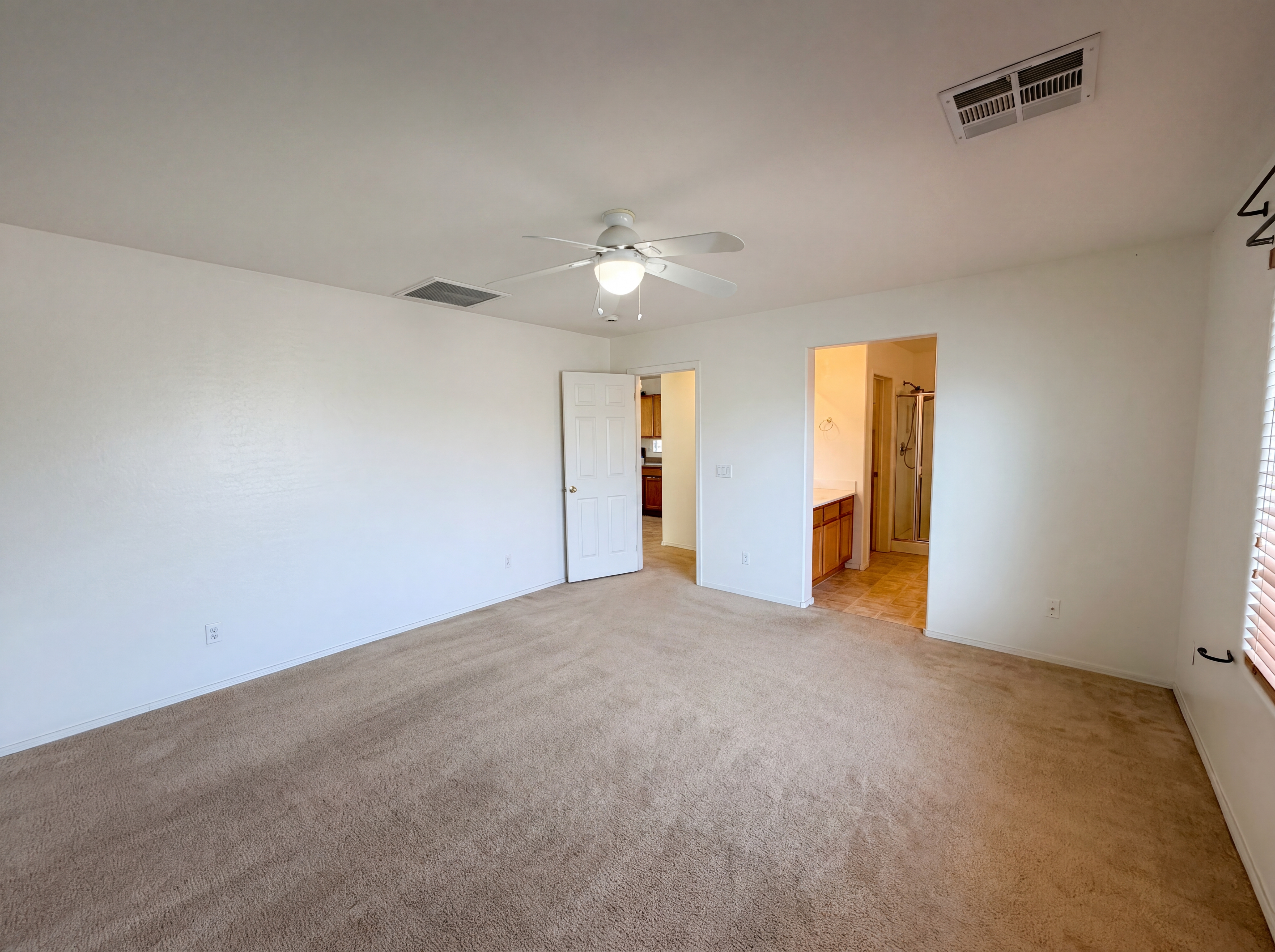 Photo 4 of 27 of 11280 W Magnolia St, Avondale, AZ