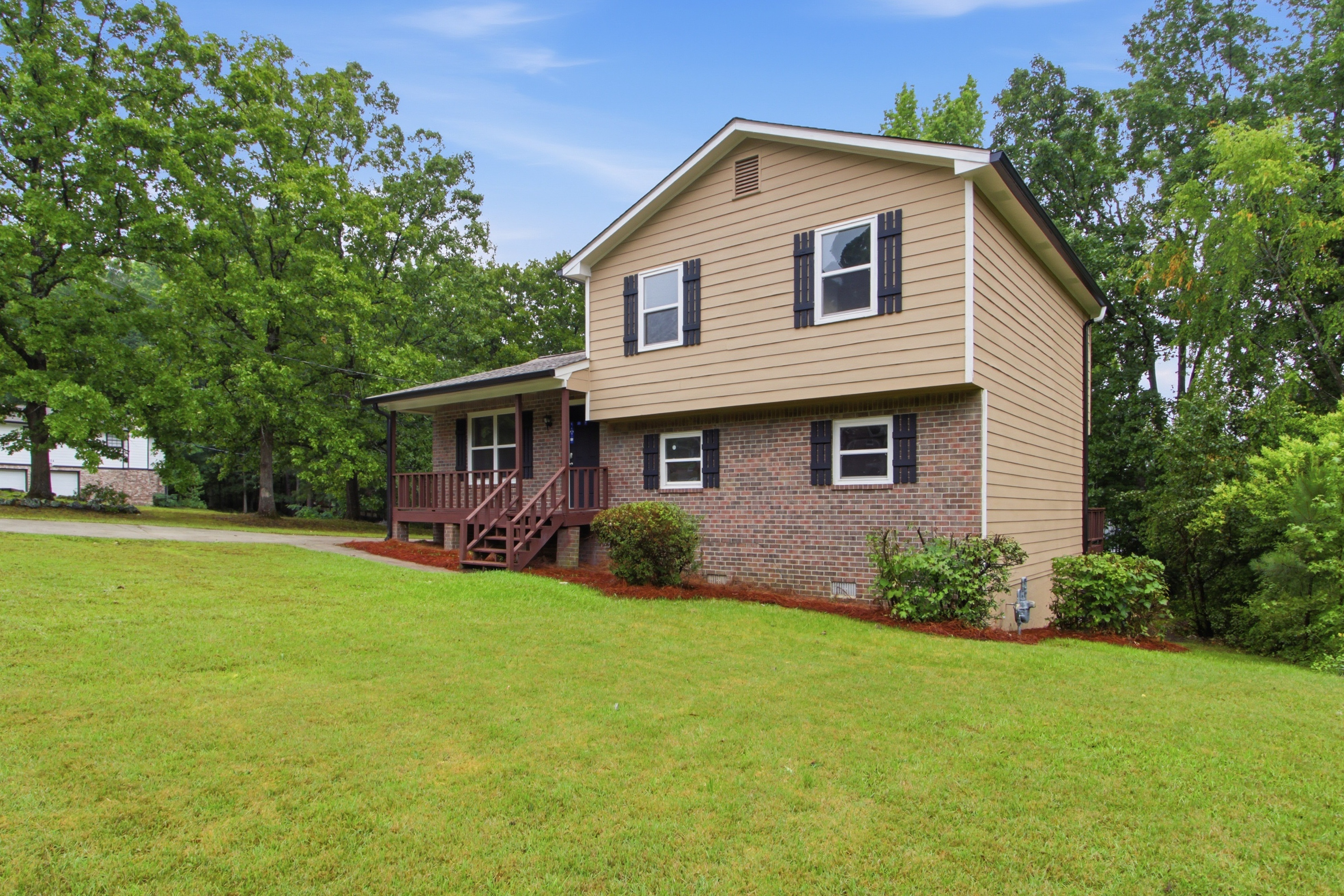 Photo 7 of 30 of 3936 Rolling Pl, Conley, GA