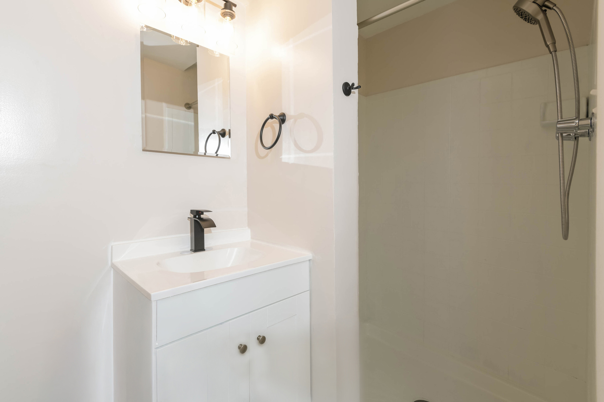 Photo 16 of 22 of 4810 Lexington Ave, Beltsville, MD