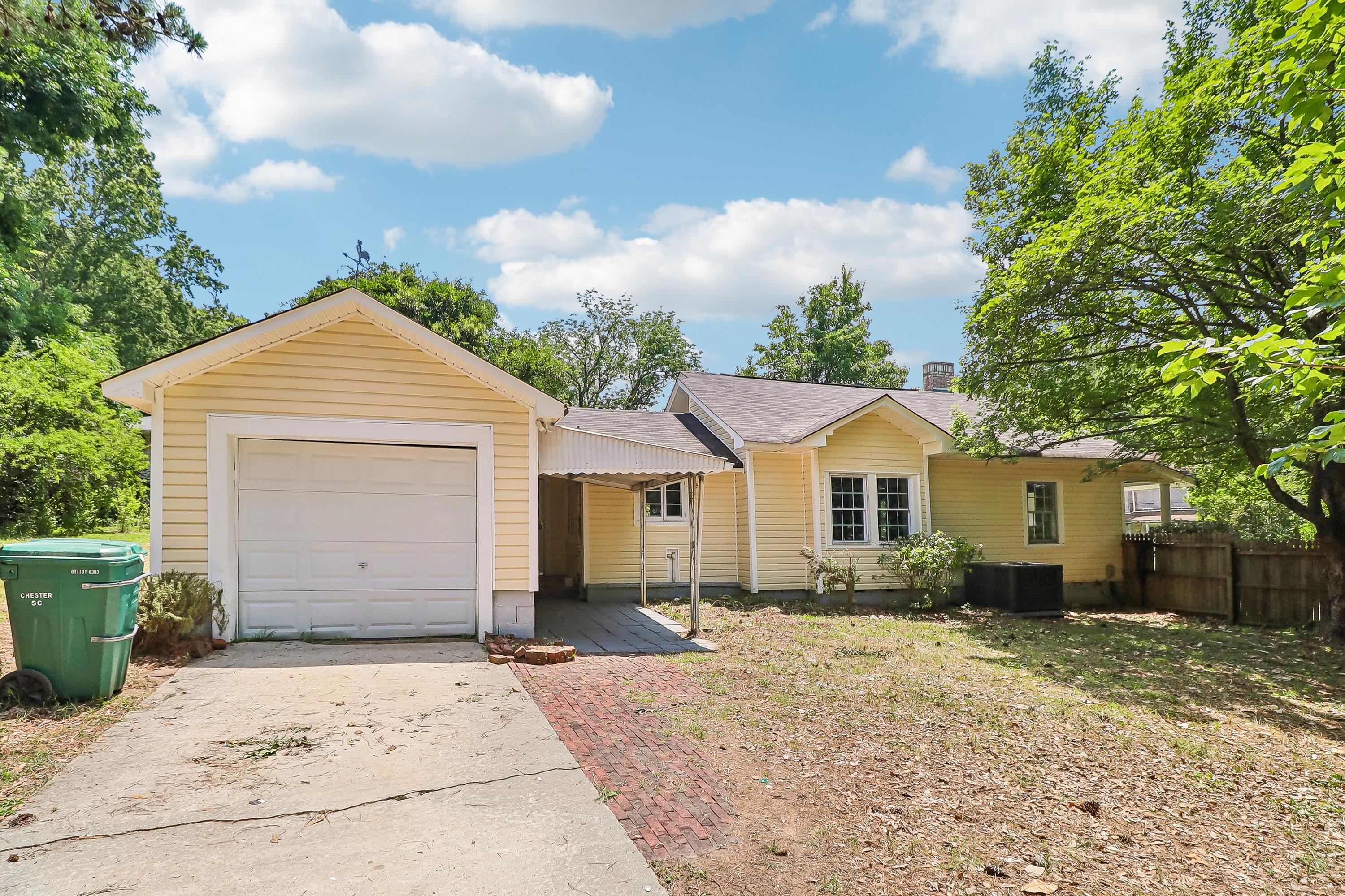 Photo 5 of 27 of 130 Lancaster St, Chester, SC
