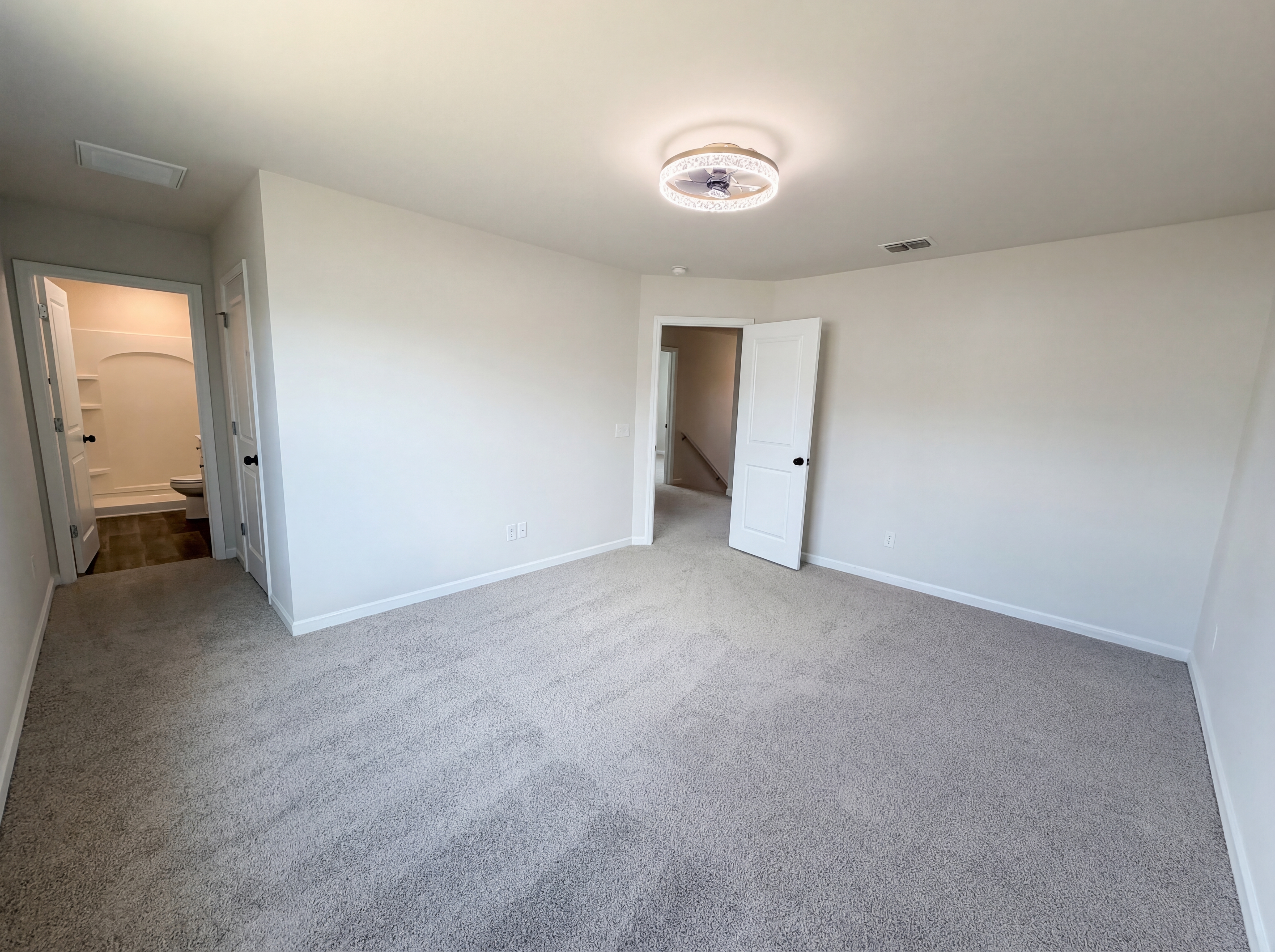 Photo 11 of 19 of 152 Pine Crest View Dr, Summerville, SC