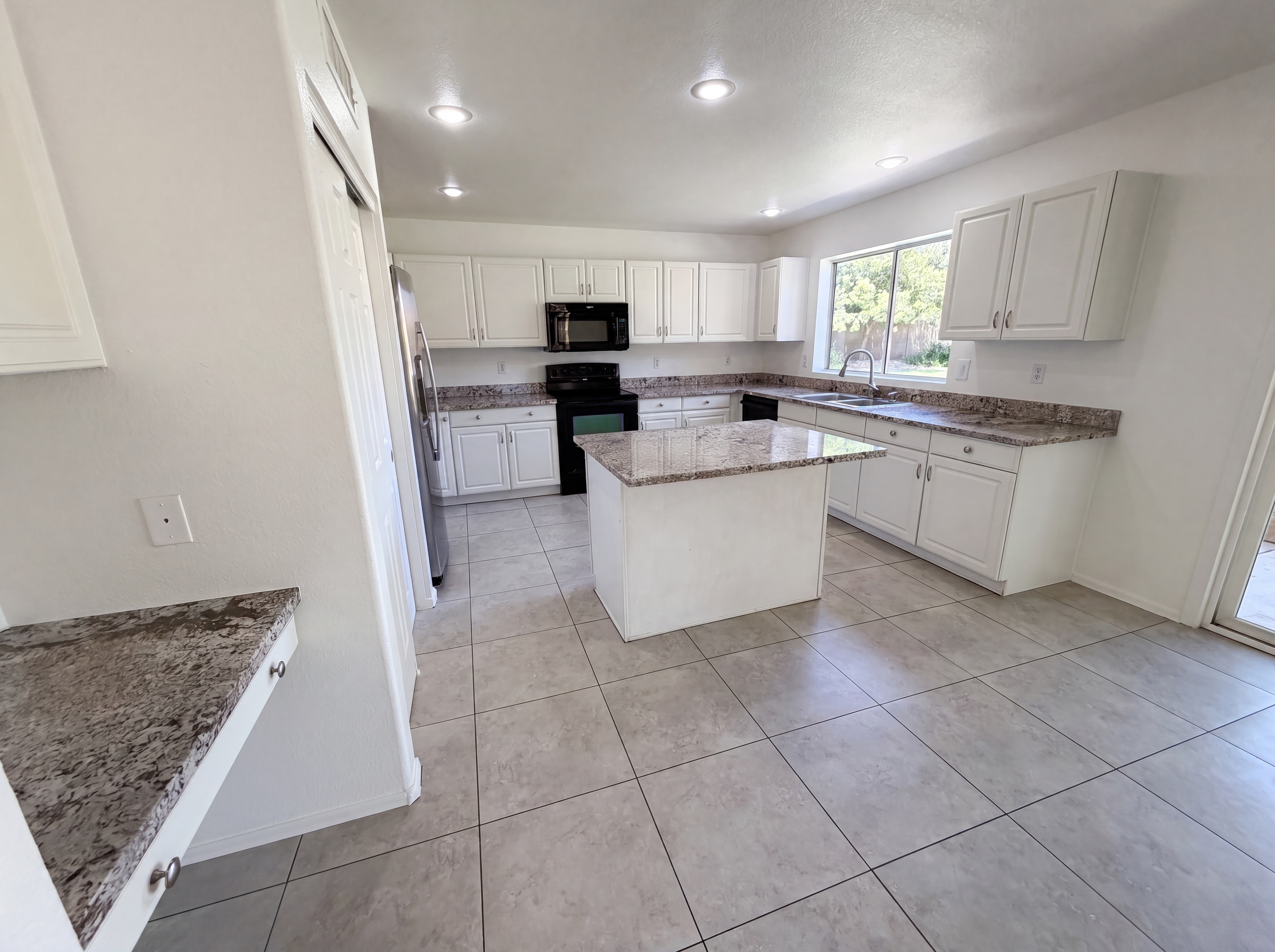 Photo 16 of 36 of 1371 N Concord Ave, Chandler, AZ