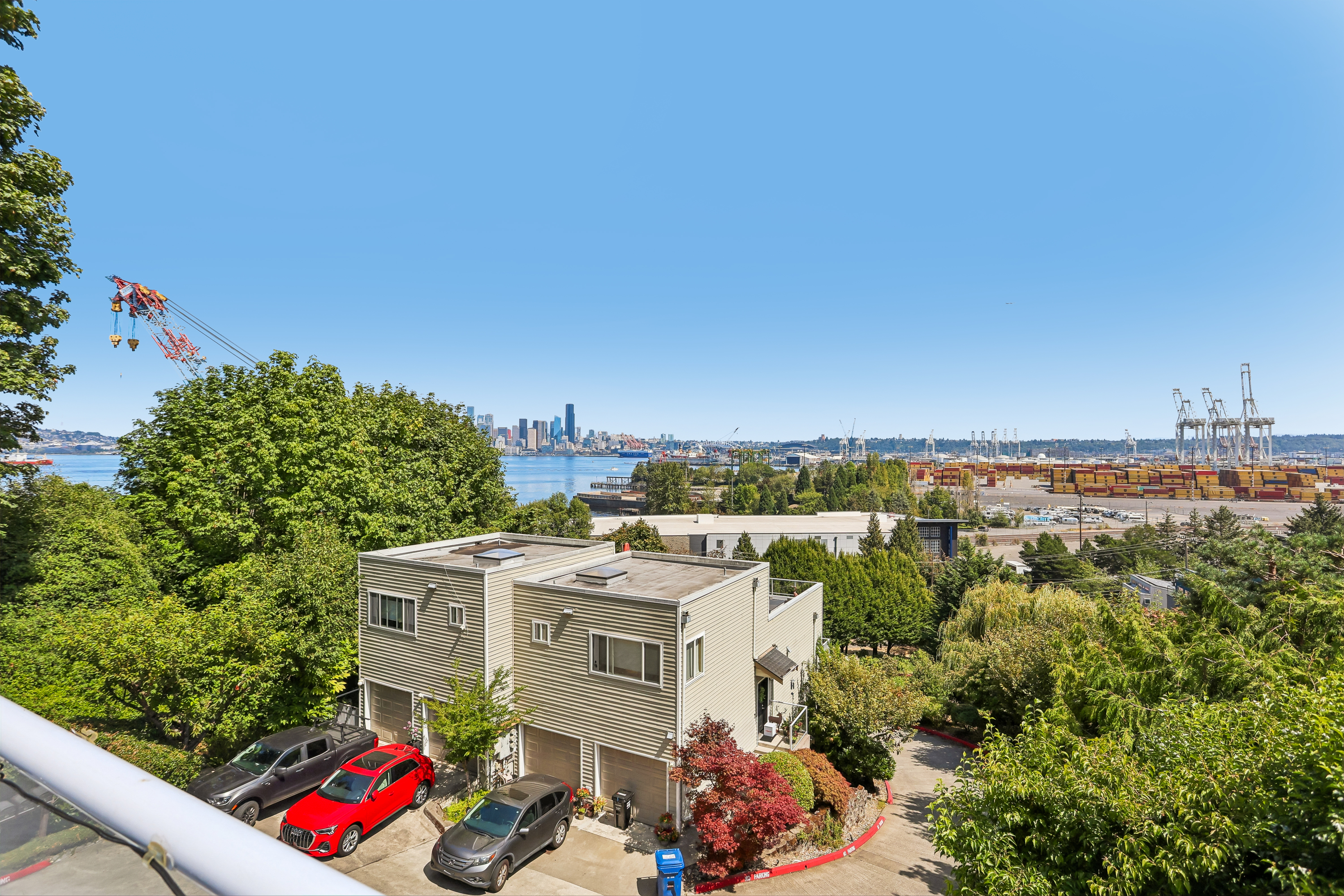 Photo 19 of 38 of 2325 Harbor Ave SW, Seattle, WA