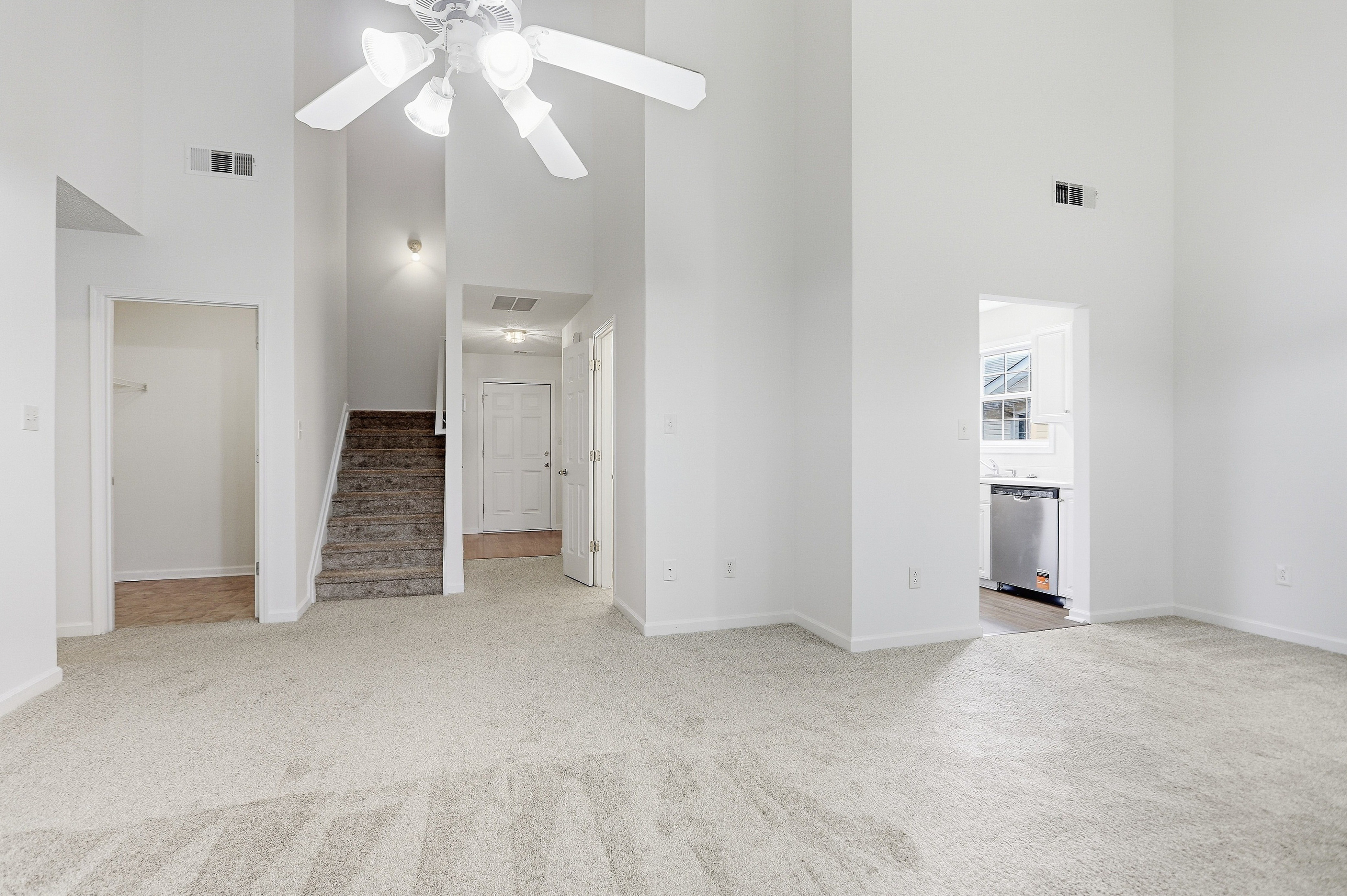 Photo 6 of 23 of 6936 Red Bone Way, Lithonia, GA