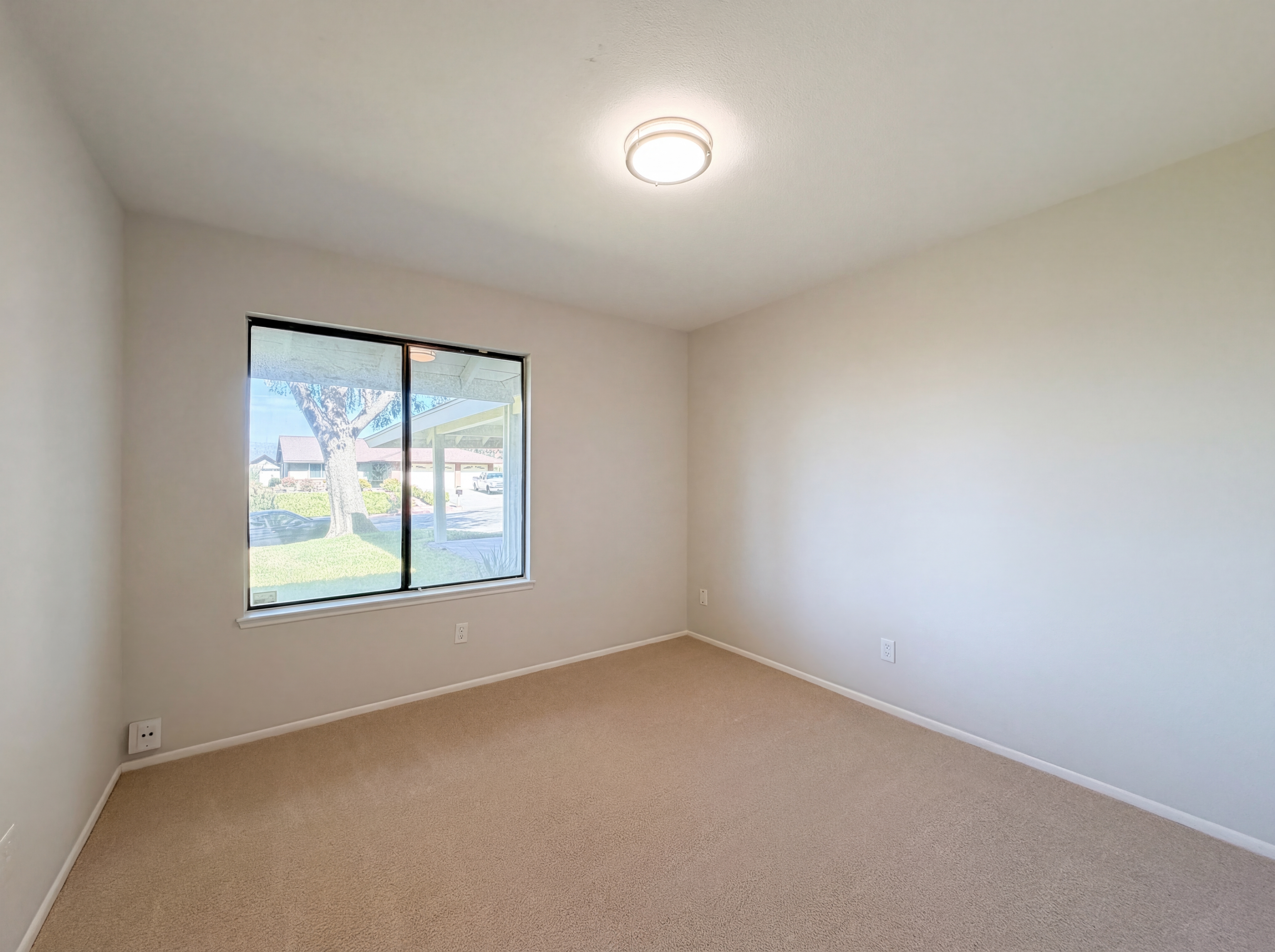 Photo 14 of 21 of 2785 Bonita Dr, Highland, CA