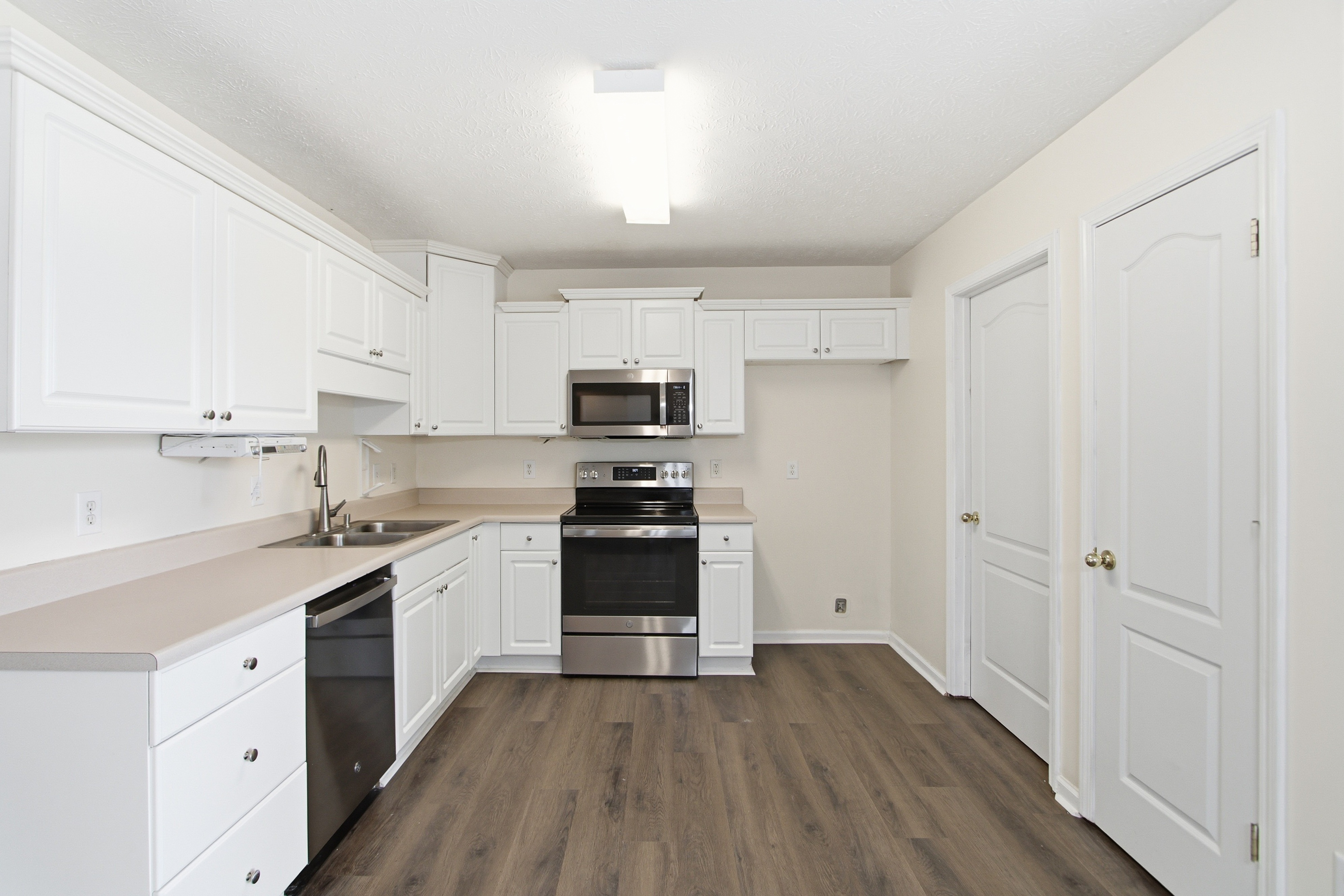 Photo 2 of 28 of 9458 Creekstone Ct, Villa Rica, GA