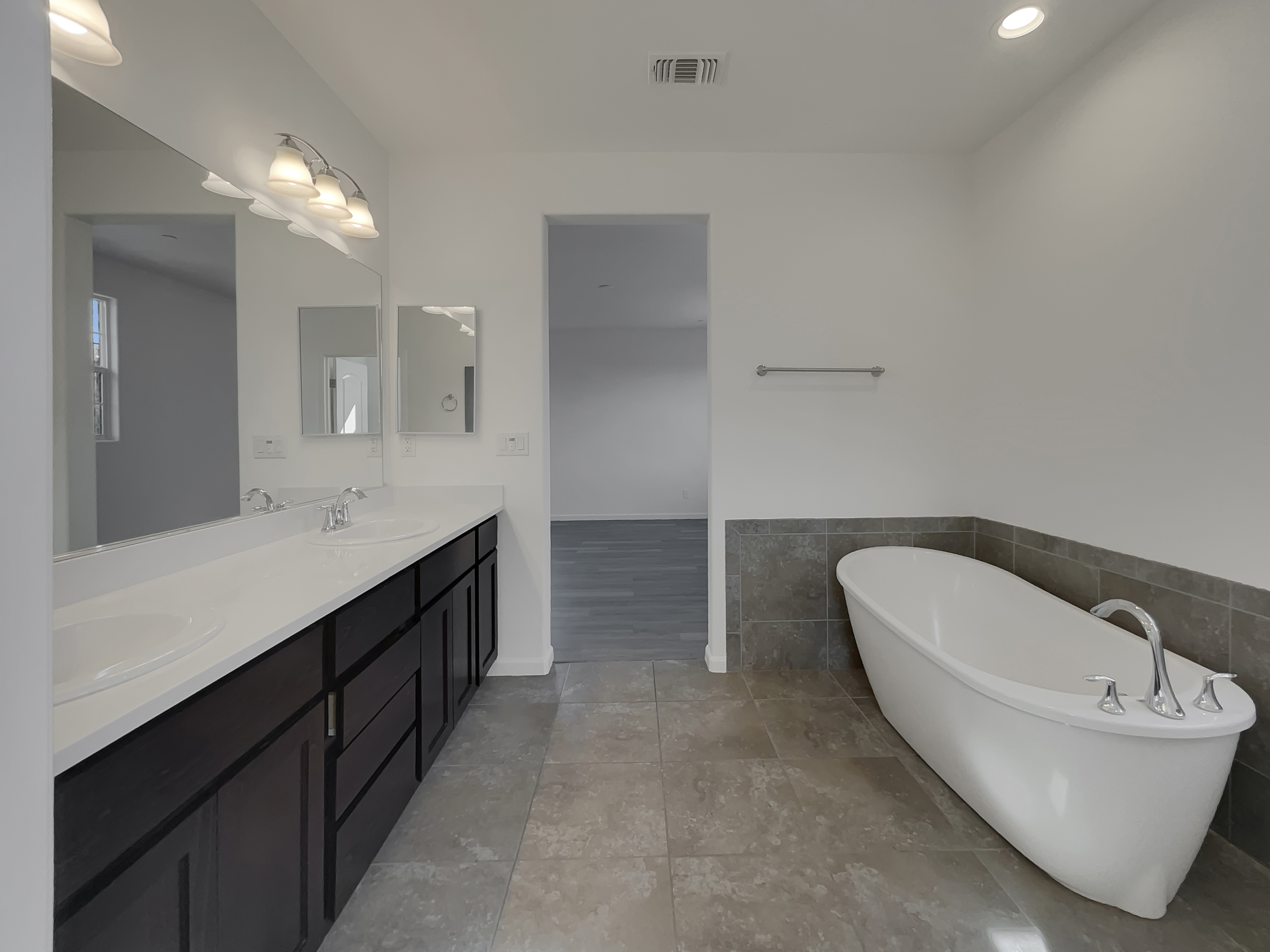 Photo 30 of 43 of 4579 Juneberry Dr, Sacramento, CA