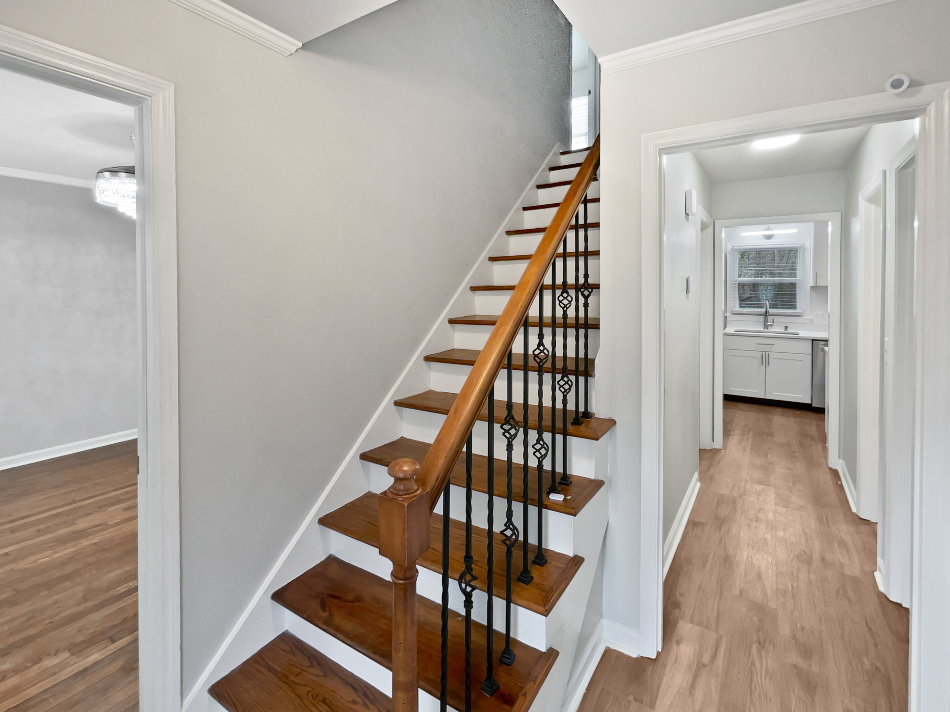 Photo 11 of 37 of 6390 E Stubbs Rd, Atlanta, GA